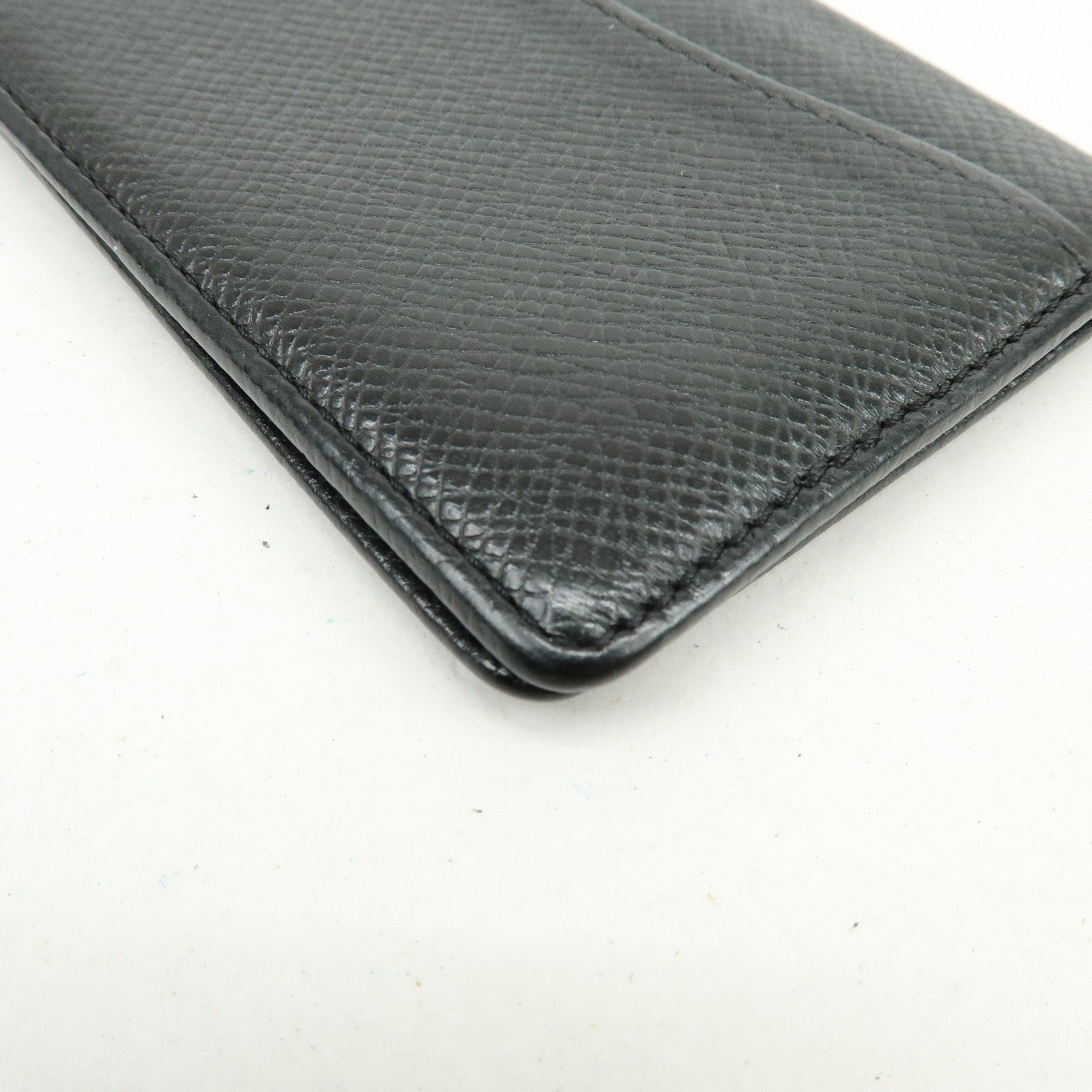 Louis Vuitton Taiga Leather Organizer de Poche Card Case M30512