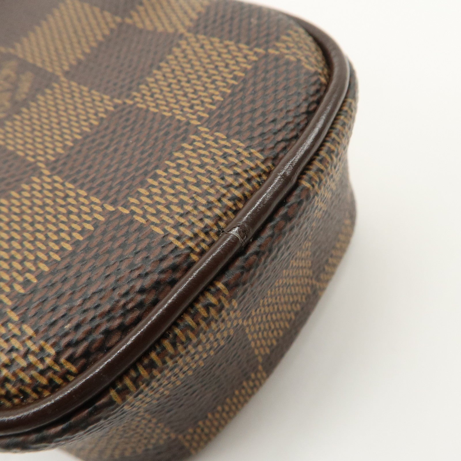 Louis Vuitton Damier Canvas Etui Okapi PM Camera Case N61738 Used