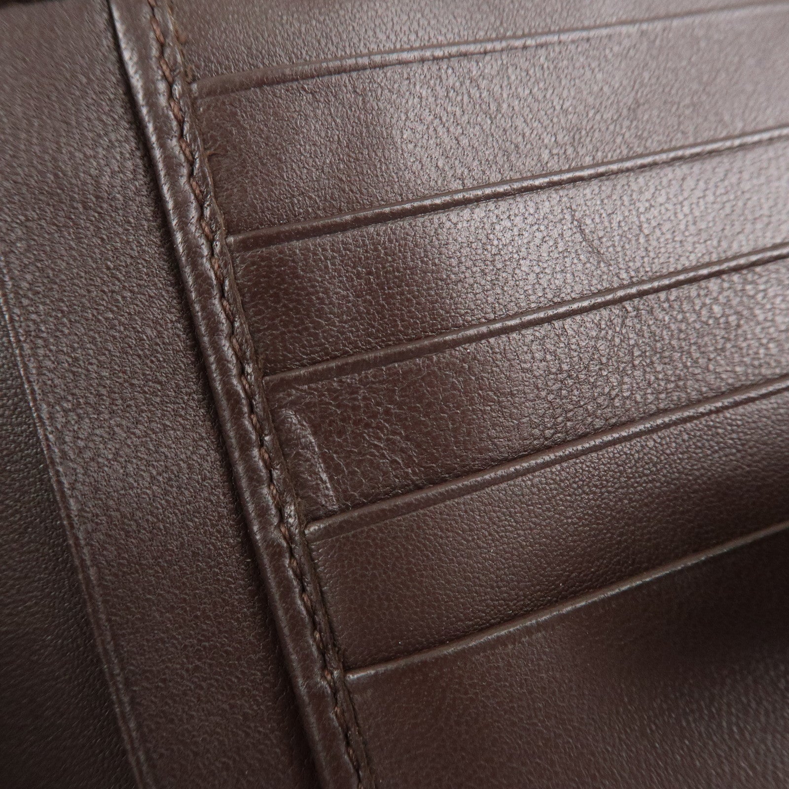 BOTTEGA VENETA Intrecciato Leather Bi-Fold Wallet Dark Brown 121060 Used