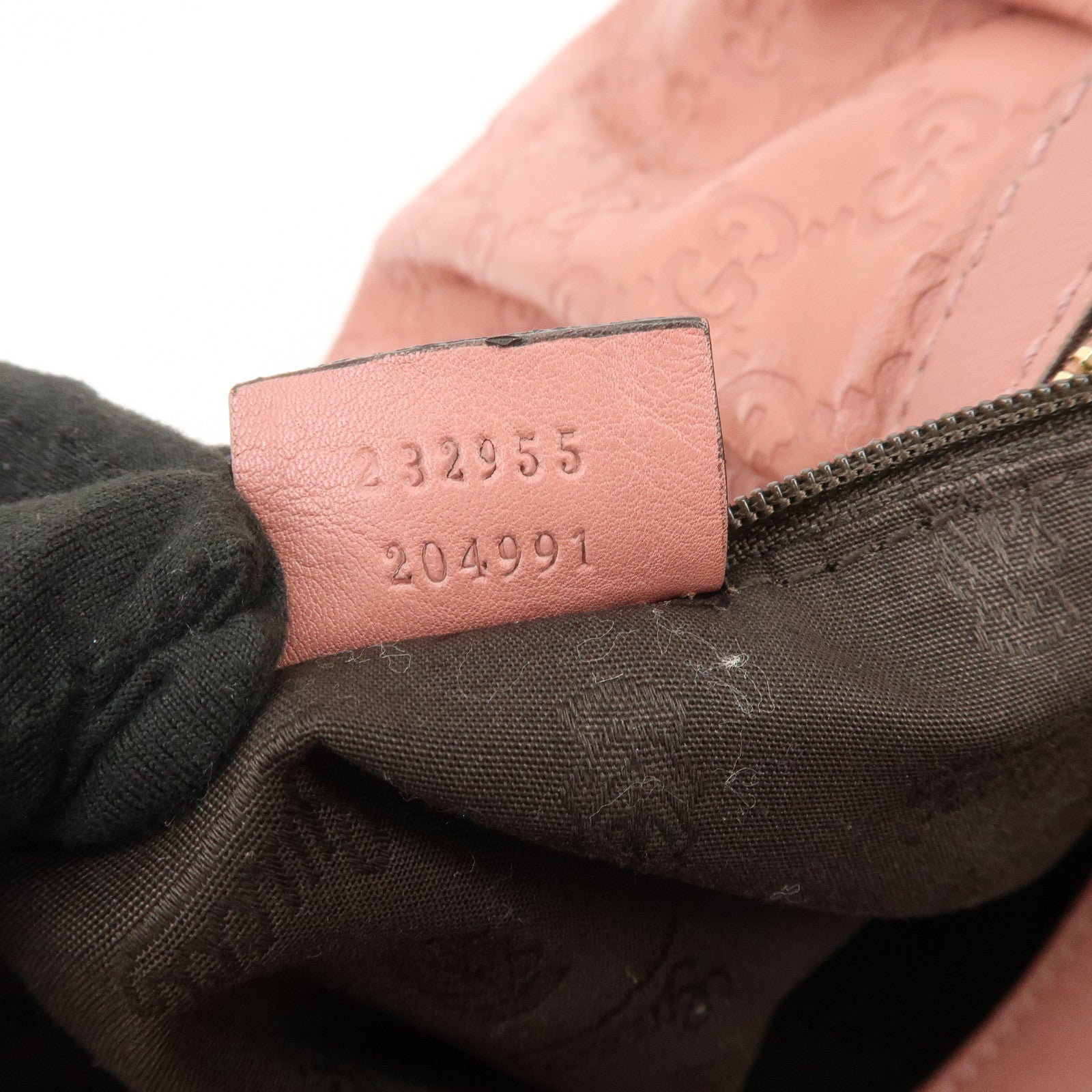 GUCCI Sukey Interlocking G Guccissima Leather Shoulder Bag 232955