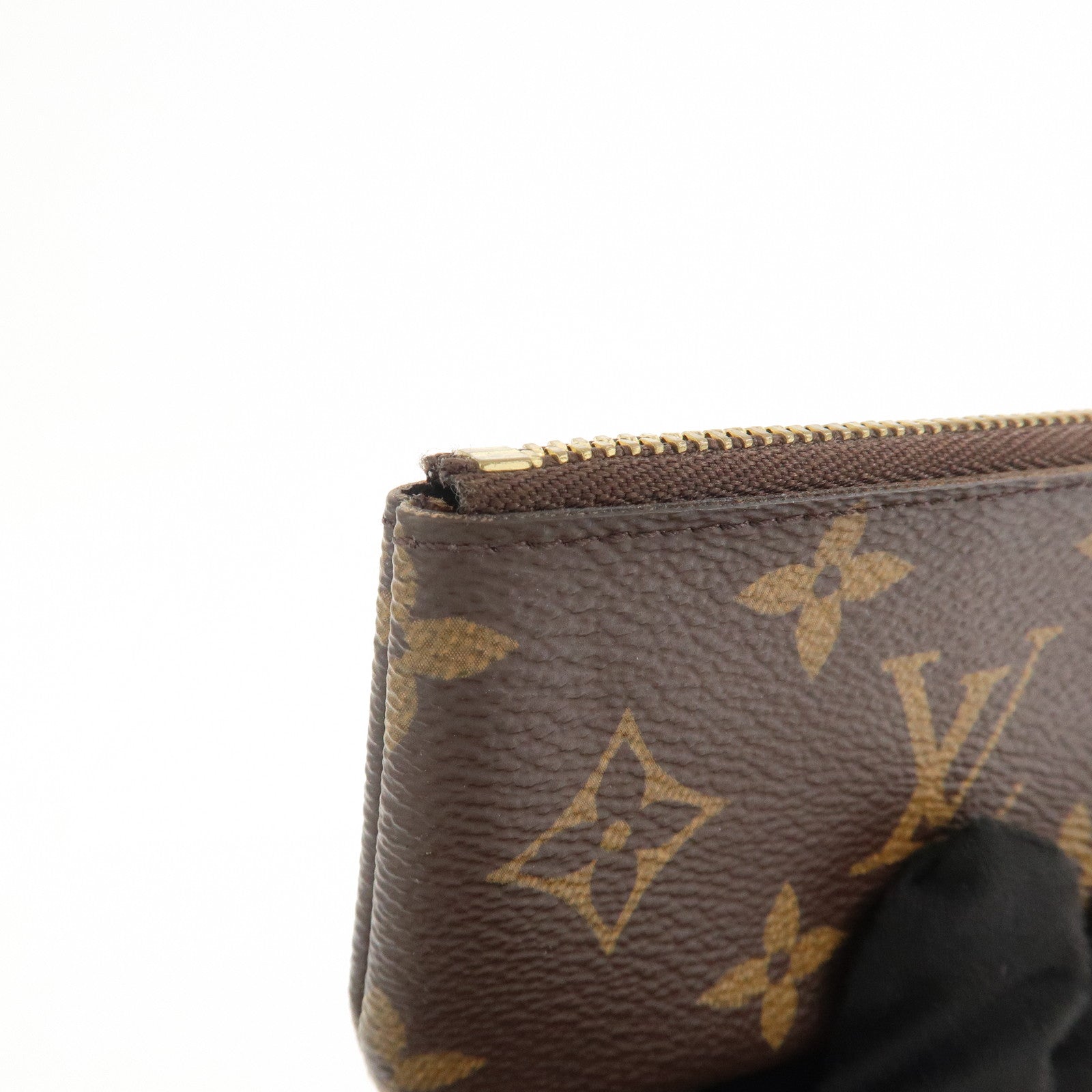 Louis Vuitton Monogram Pochette Cles Coin Case Key Case  M62650