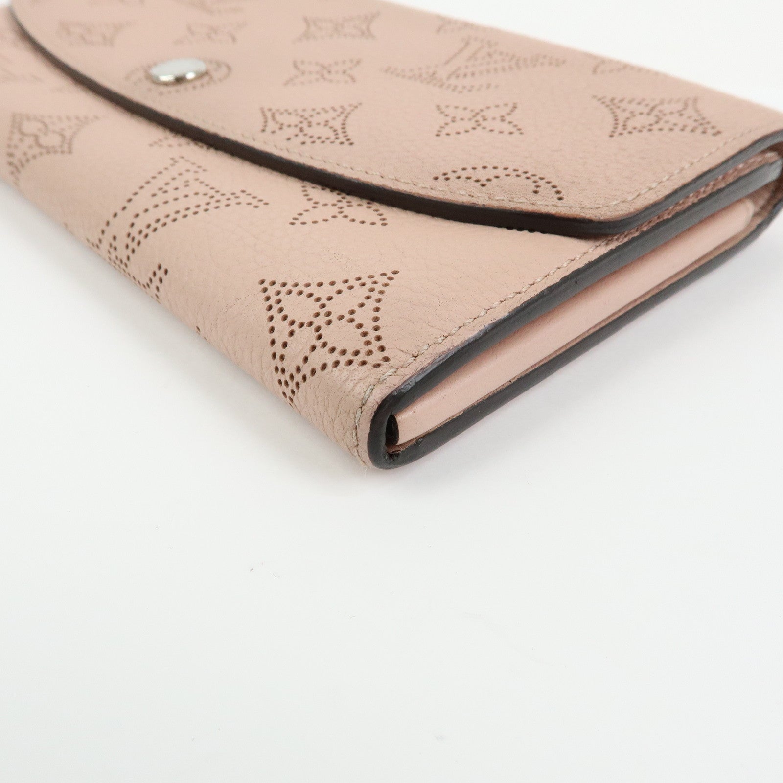 Louis Vuitton Monogram Mahina Portefeuille Iris Long Wallet M60145