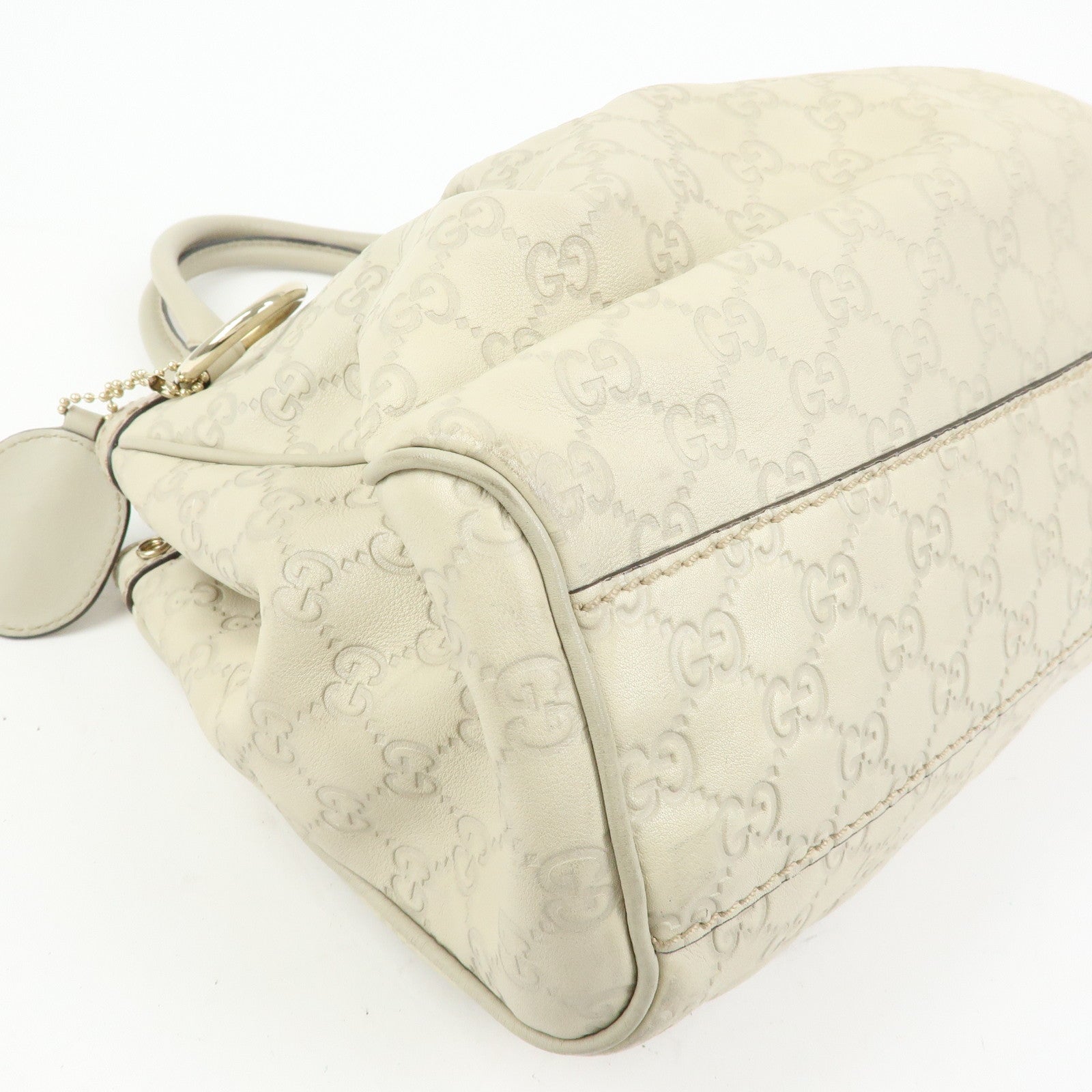 GUCCI Sukey Interlocking G Guccissima Leather Hand Bag Ivory 211944