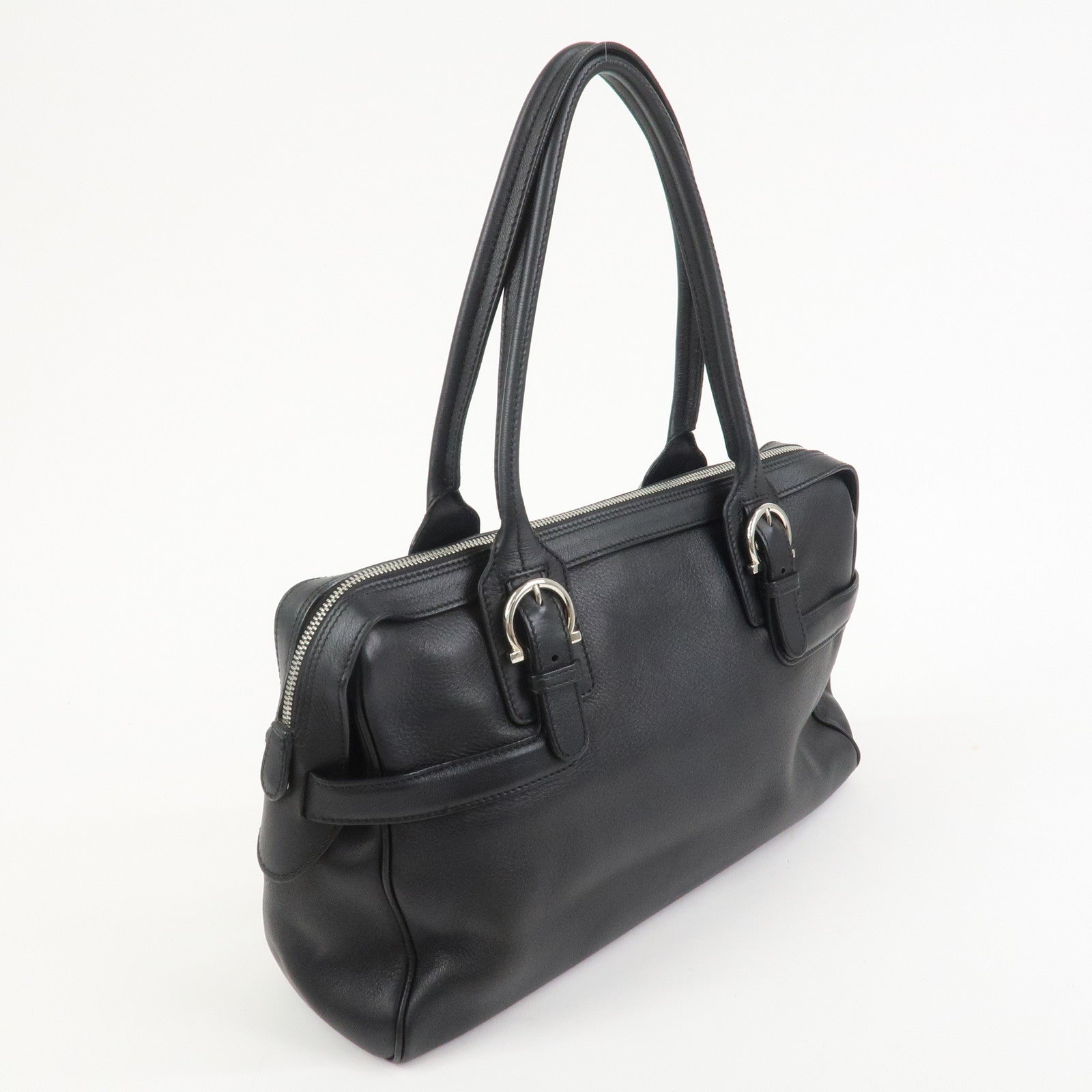 Ferragamo Gancini Leather Shoulder Bag Hand Bag Black