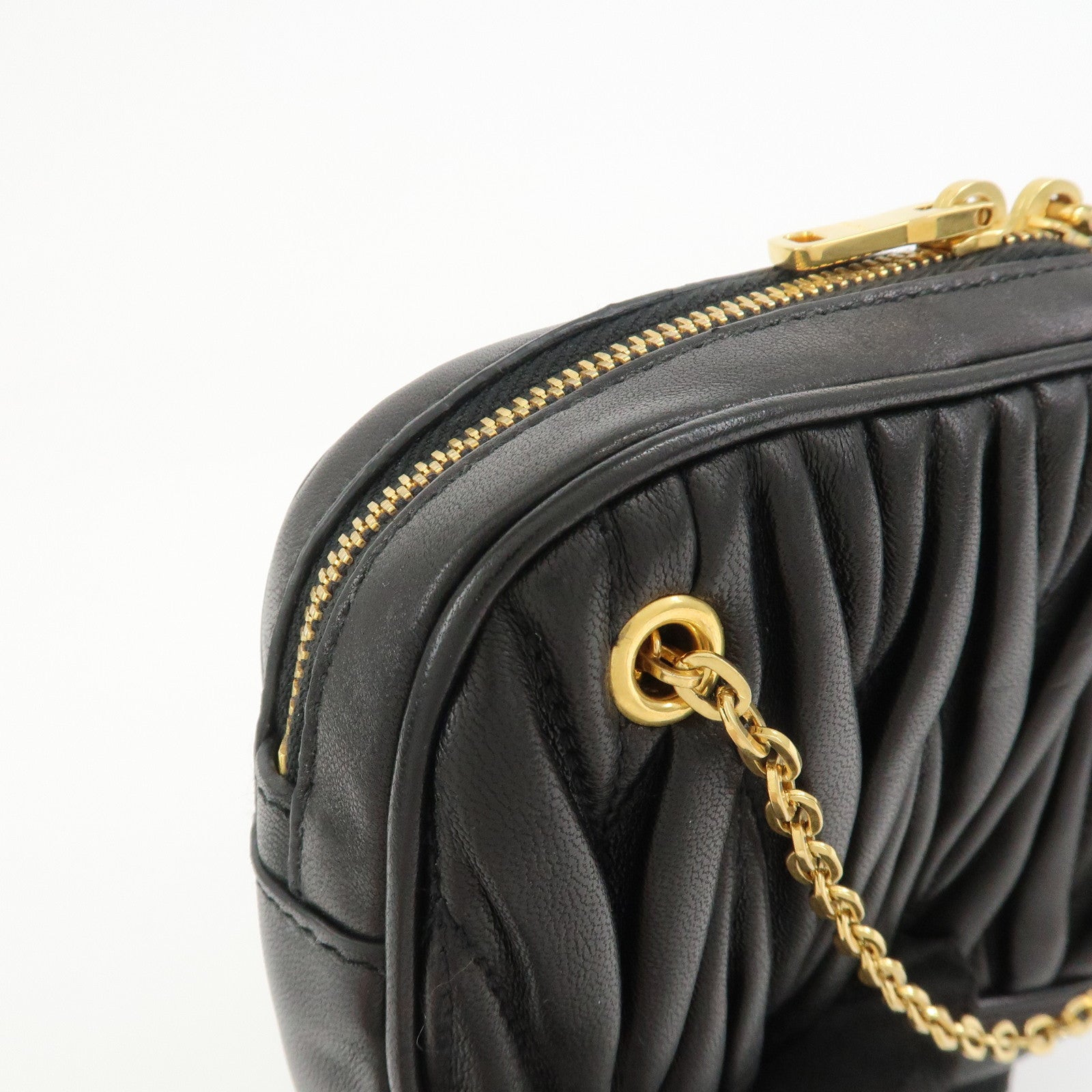 MIU MIU Matelasse Nappa Leather Accessory Chain Pouch Black 5ND001