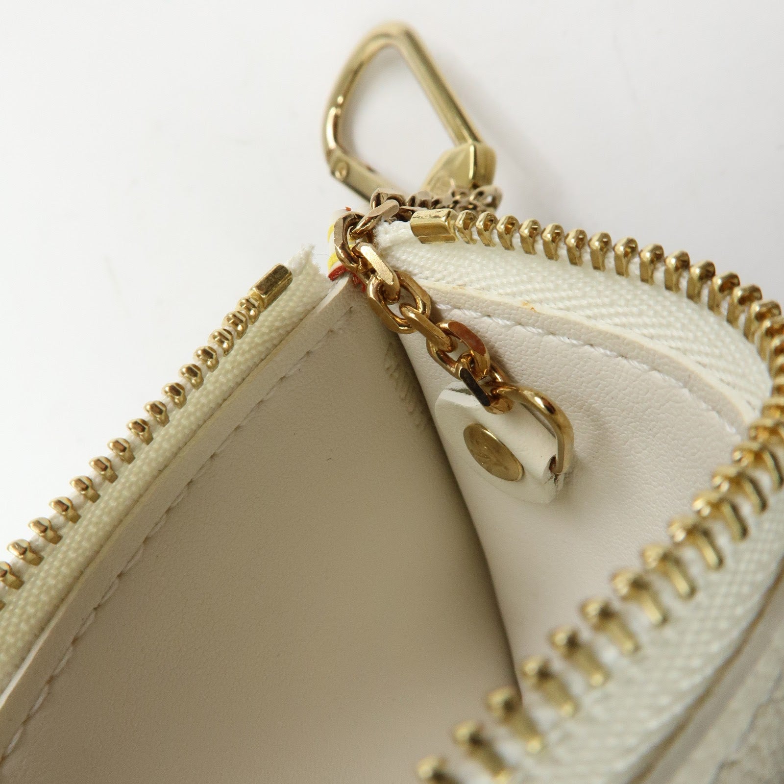 Louis Vuitton Suhari Pochette Cles Coin Case Key Case M91827