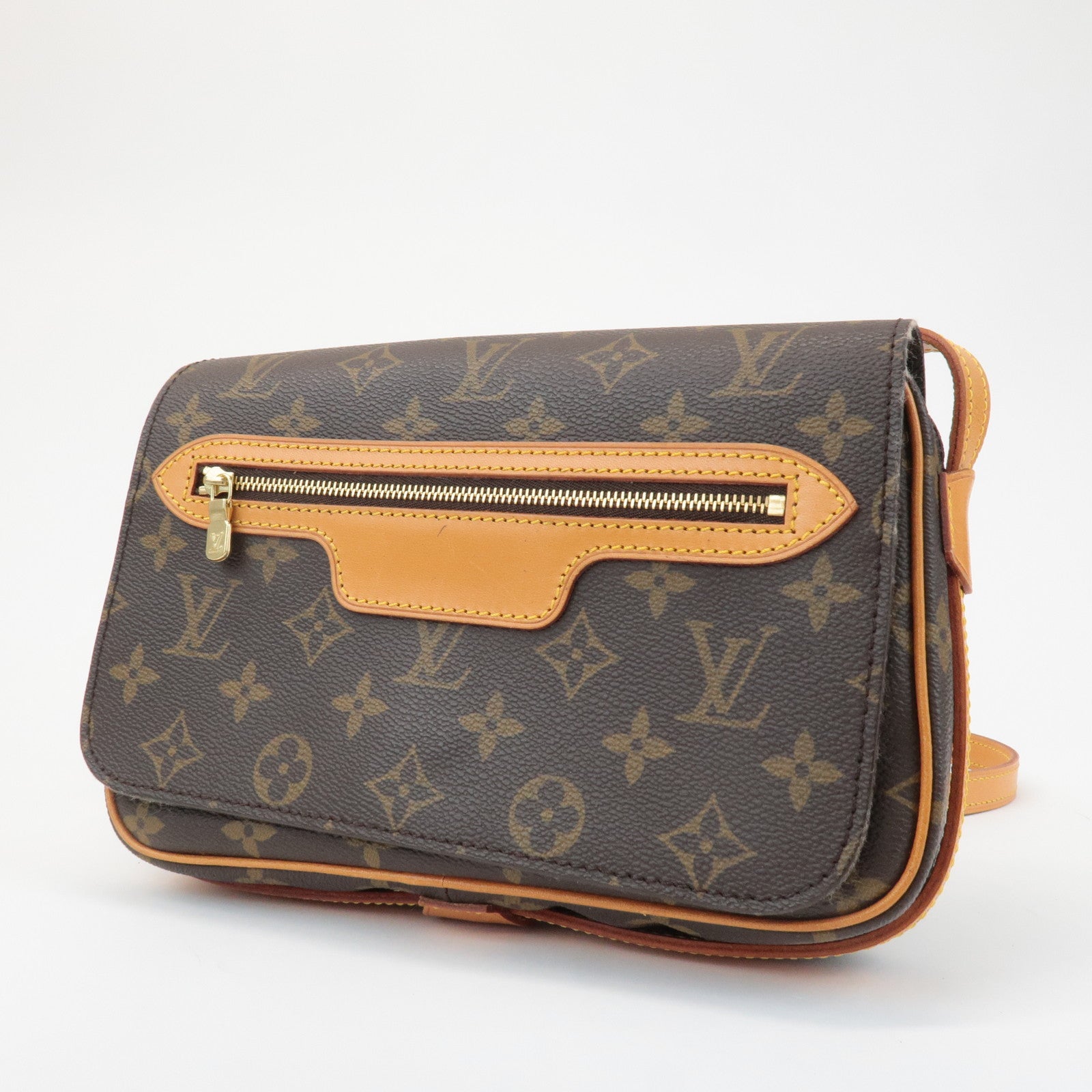 Louis Vuitton Monogram Canvas Saint Germain 24 Shoulder Bag M51210