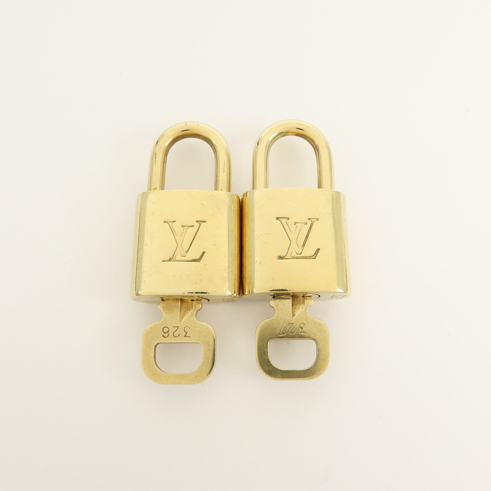 Louis Vuitton Set of 10 Lock & Key Cadena Key Lock Gold