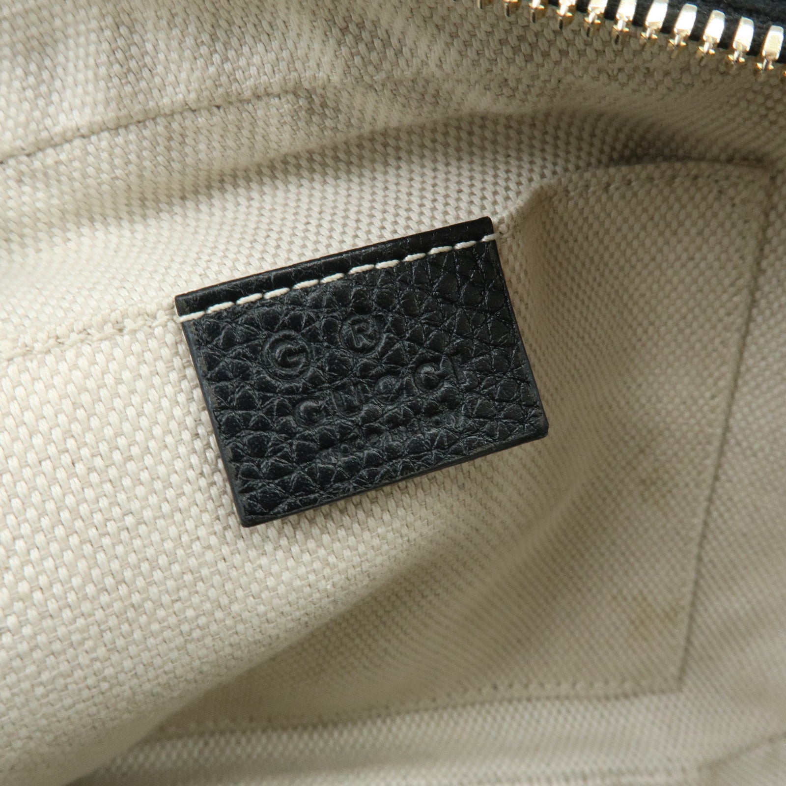 GUCCI SOHO Leather Small Disco Shoulder Crossbody Bag Black 722319