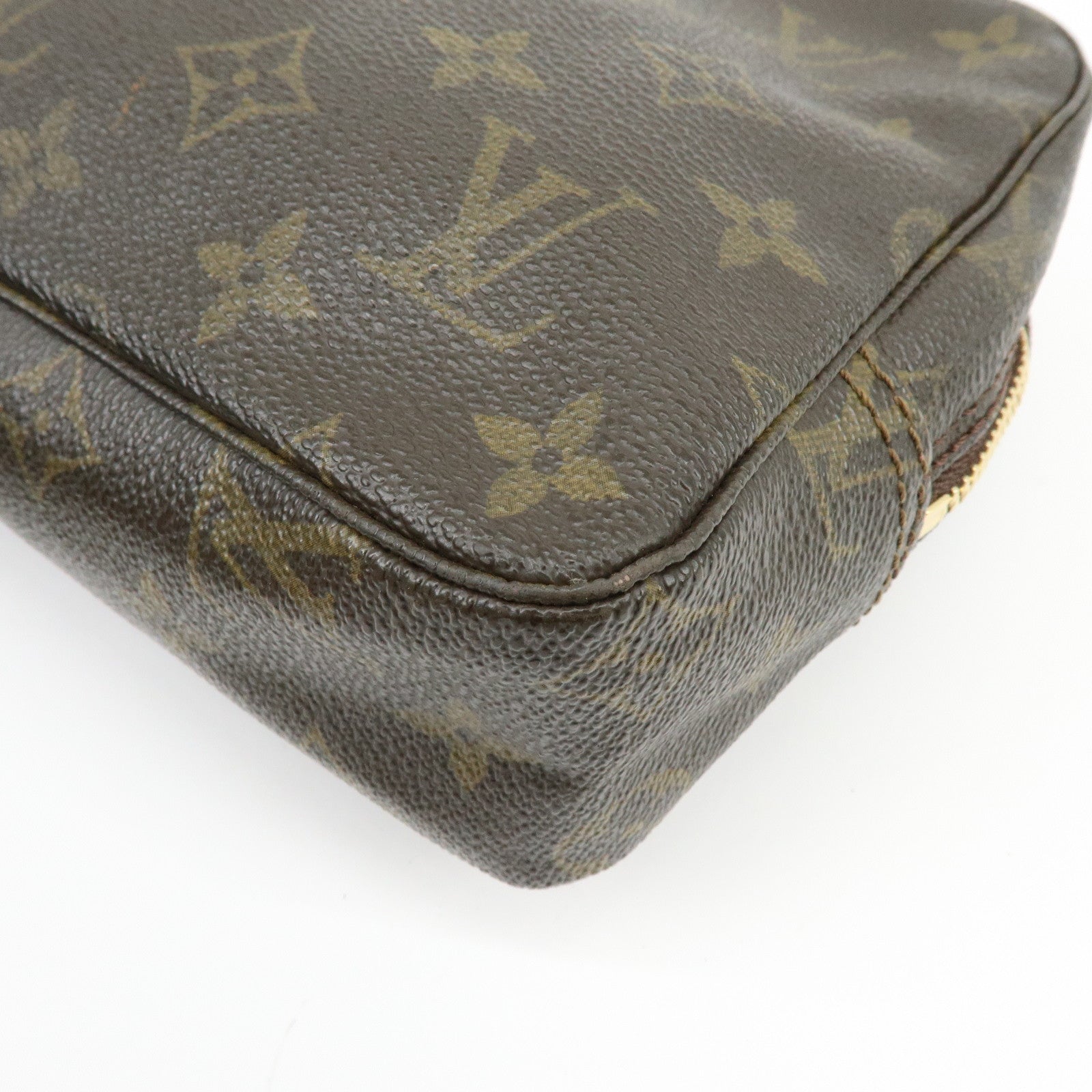 Louis Vuitton Monogram Trousse Toilette 23 Cosmetic Pouch M47524