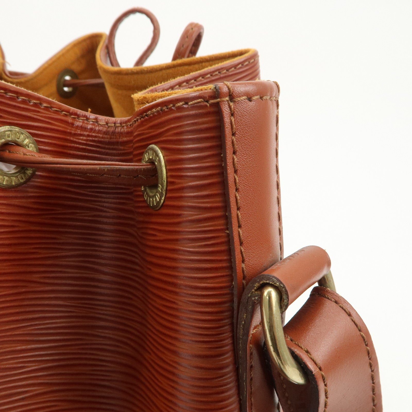 Louis Vuitton Epi Petit Noe Shoulder Bag Kenya Brown M44103