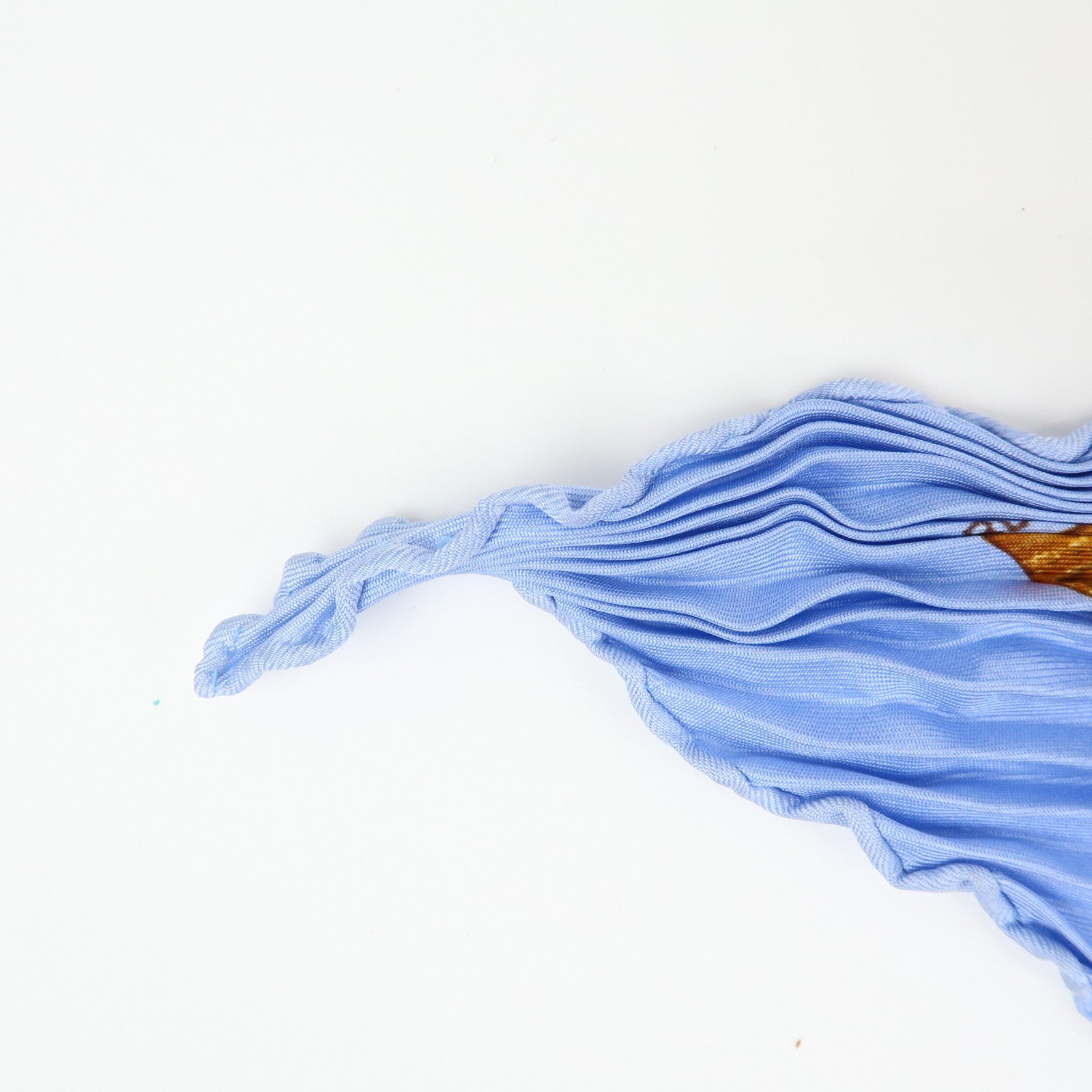 HERMES Pleated Carre 90 Silk 100% Scarf Jardin Creole Light Blue