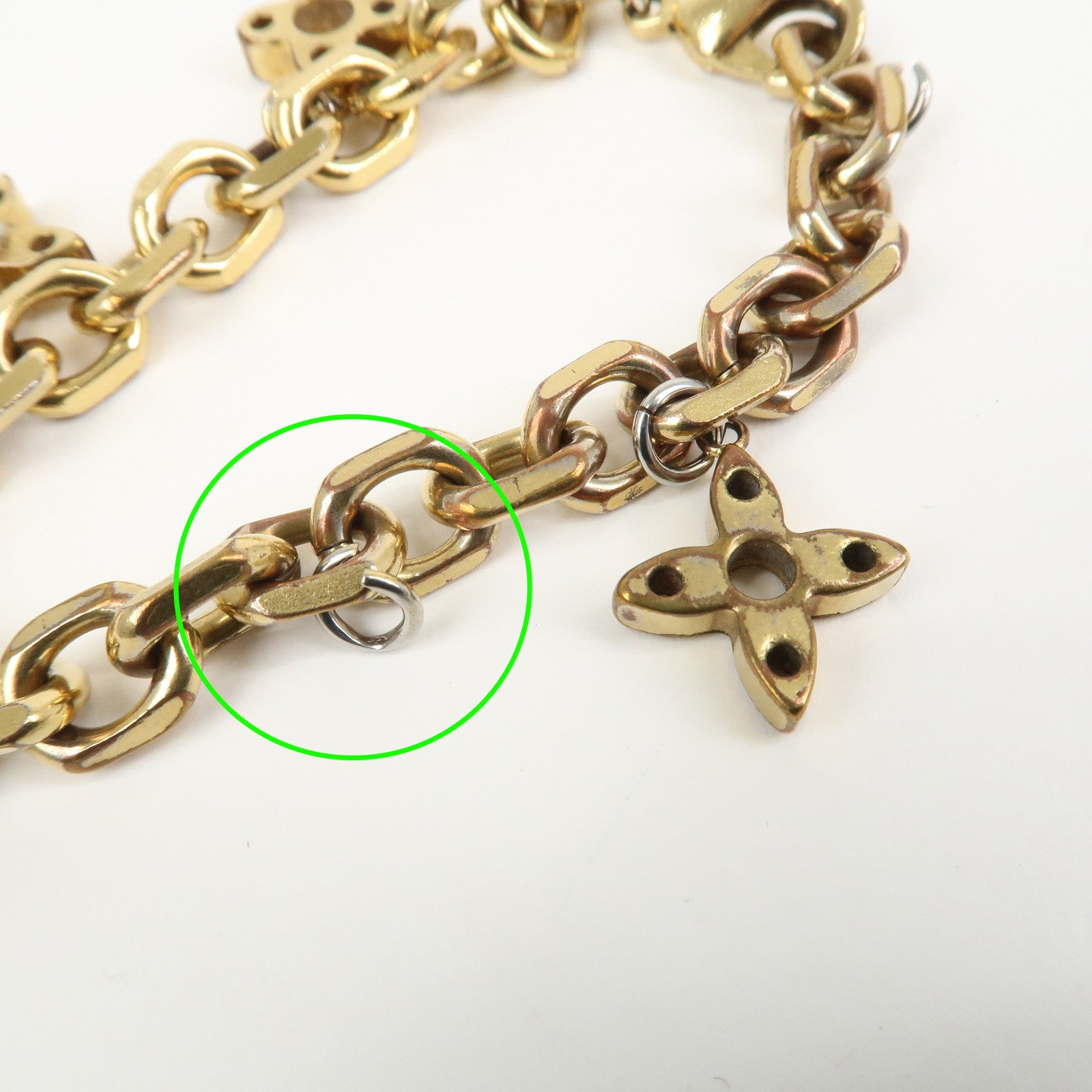 Louis Vuitton Bracelet Hyde and Seek Metal Bracelet Gold M66531