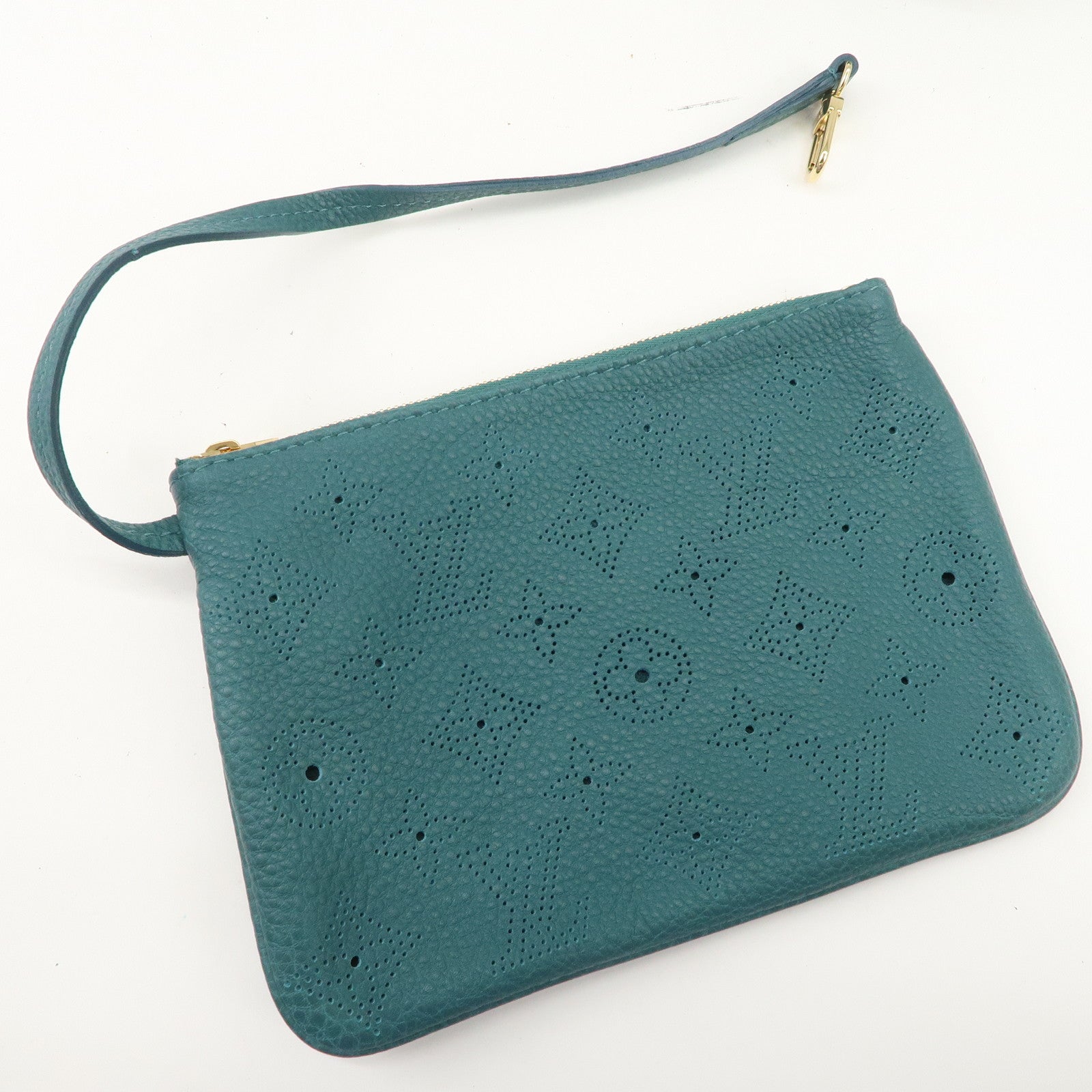 Louis Vuitton Monogram Mahina Selene MM Shoulder Bag Lagon M93986