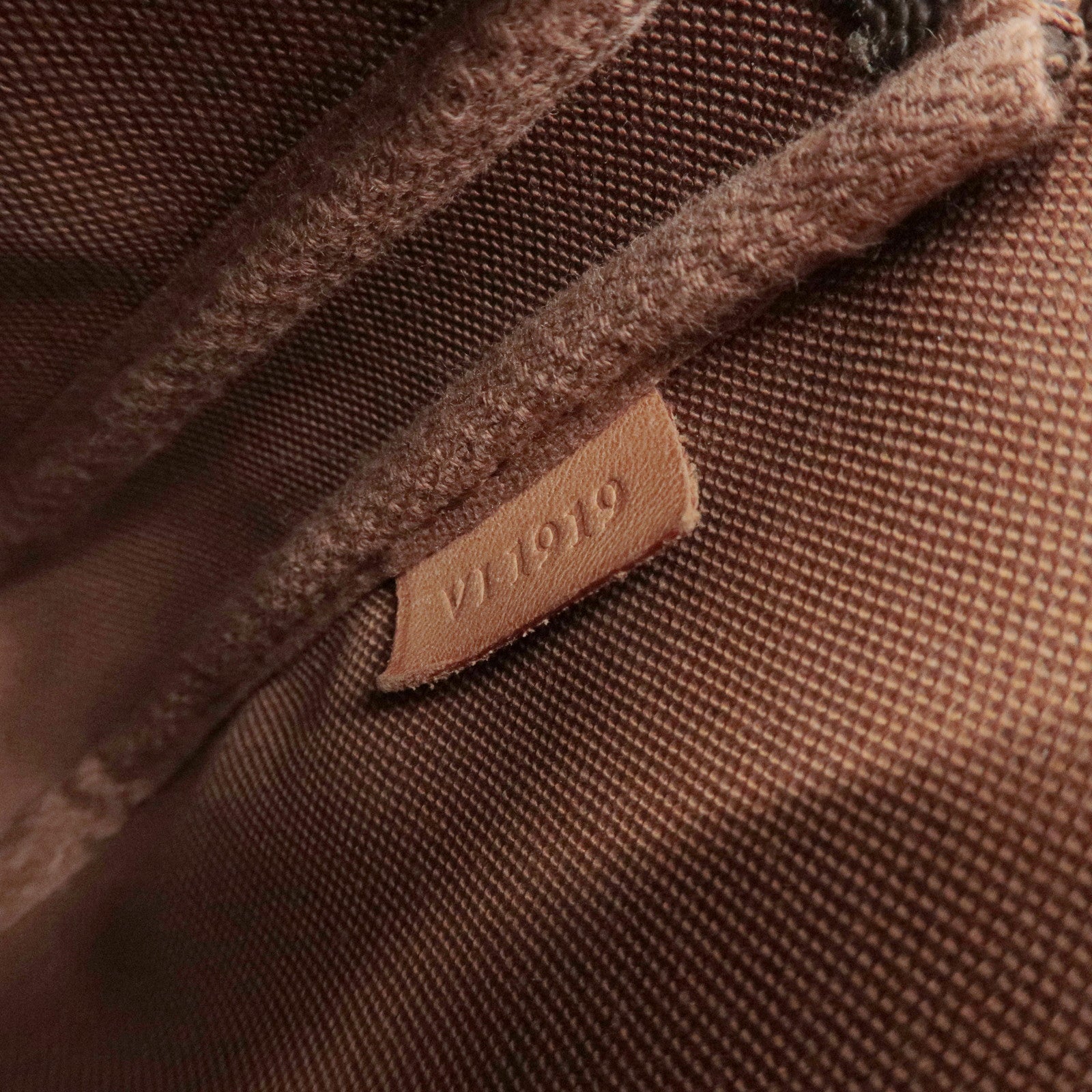 Louis Vuitton Monogram Pochette Accessoires Pouch Hand Bag M51980