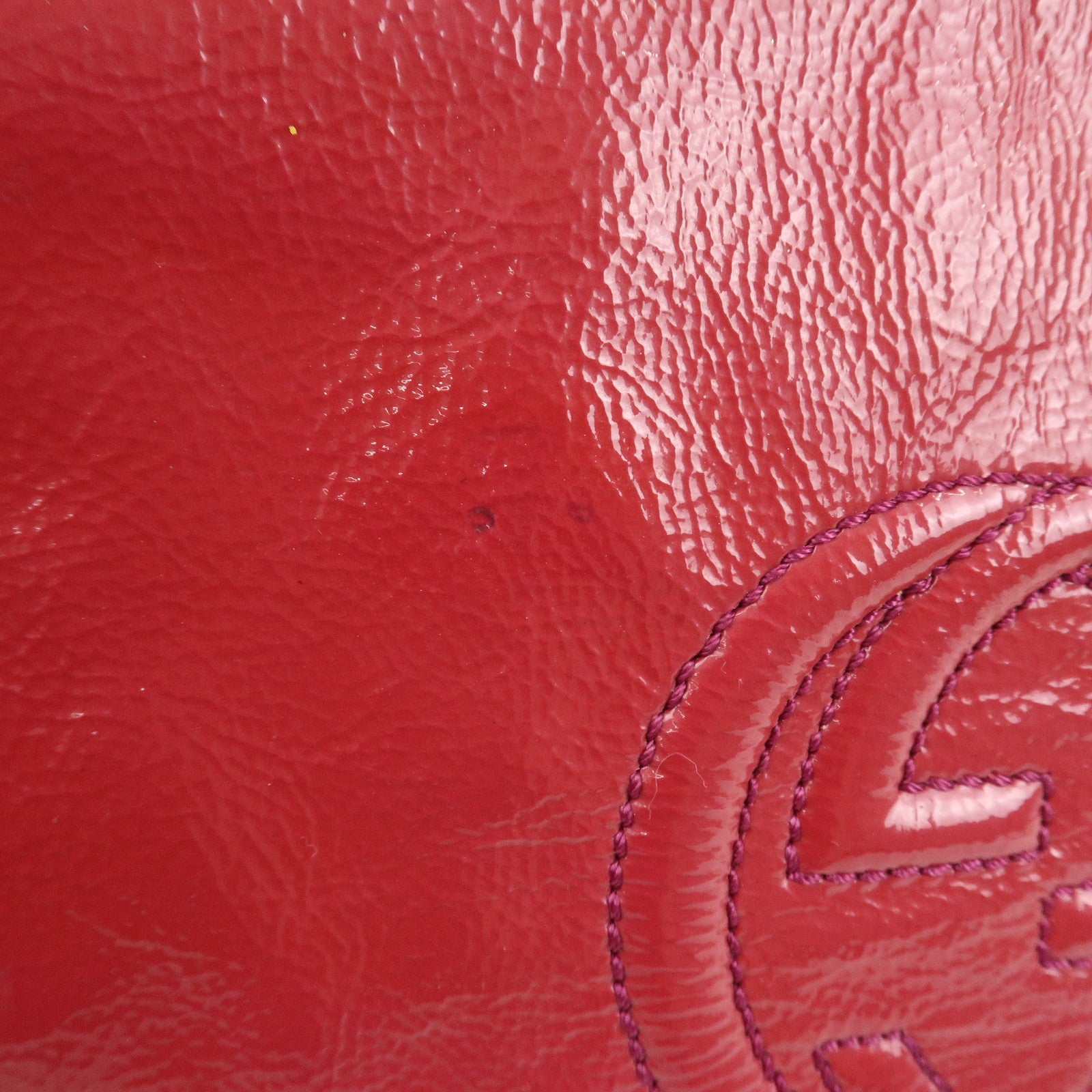 GUCCI SOHO Patent Leather Chain Shoulder Bag Red 336752