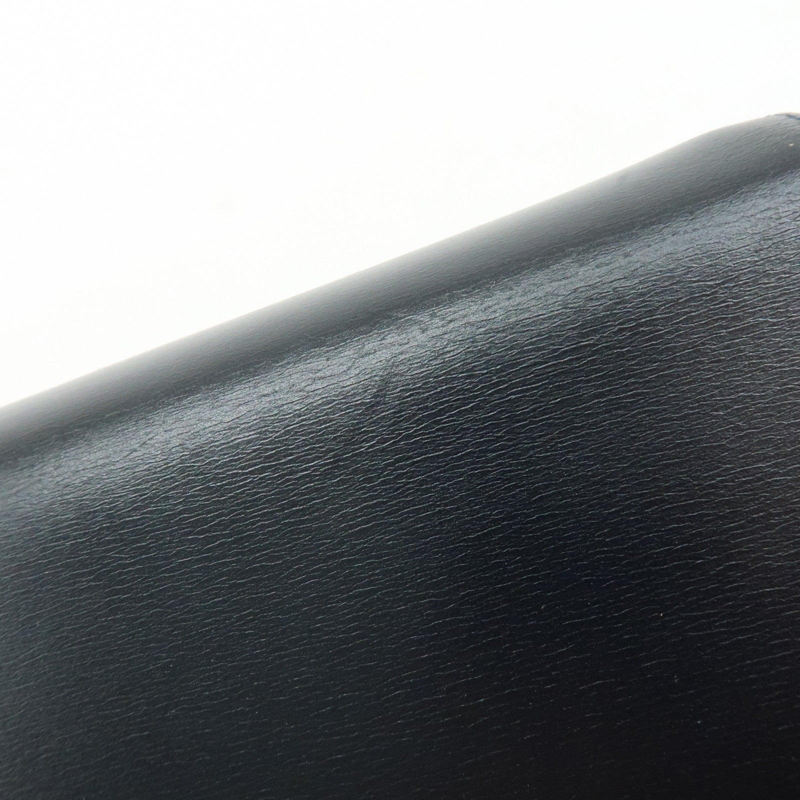 Cartier Leather Shoulder Bag Crossbody Bag Black