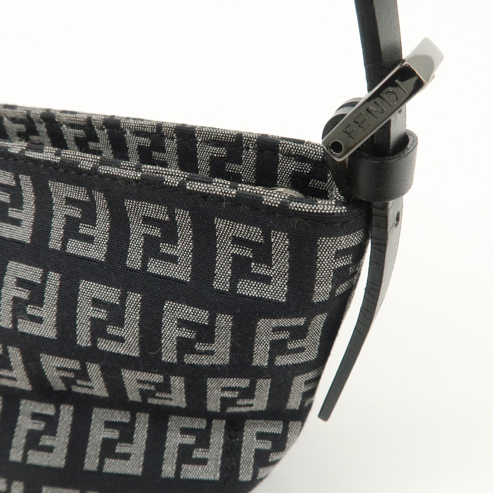 FENDI Zucchino Canvas Leather Shoulder Bag Black 266360 Used