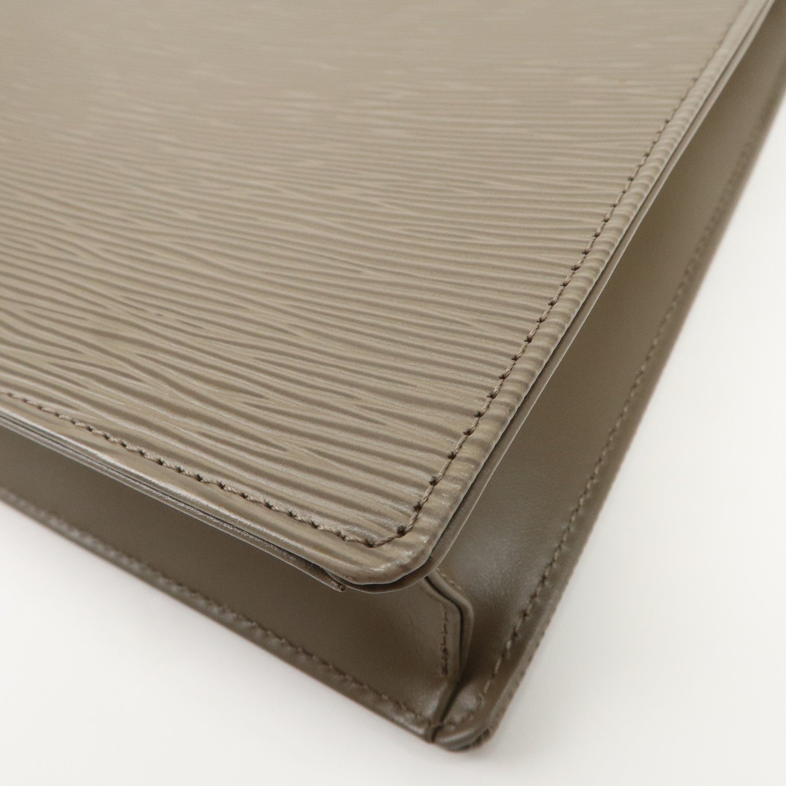 Louis Vuitton Epi Leather Ramatuelle Shoulder Bag Pepper M5247C