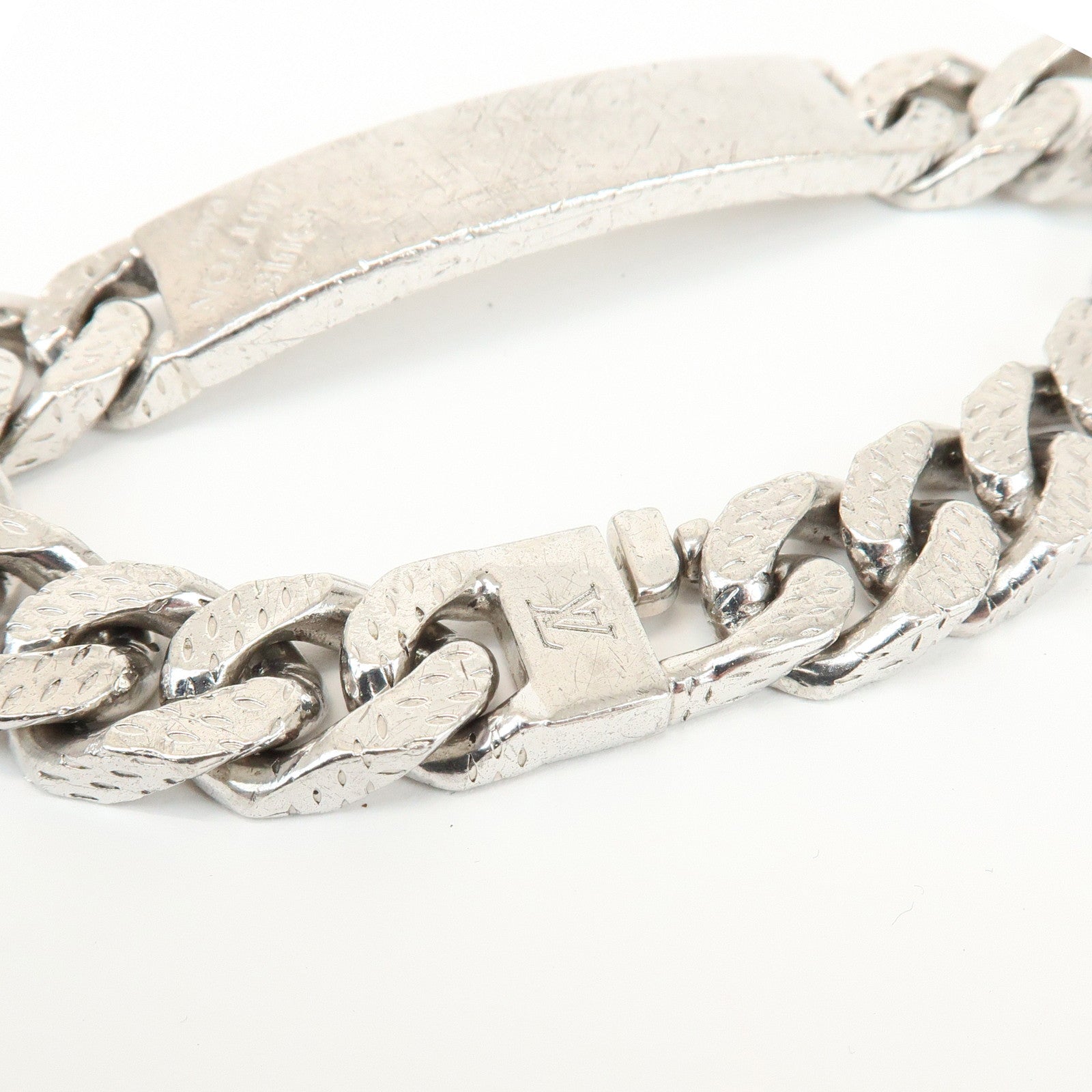 Louis Vuitton Metal Bracelet Montaigne Silver M66119