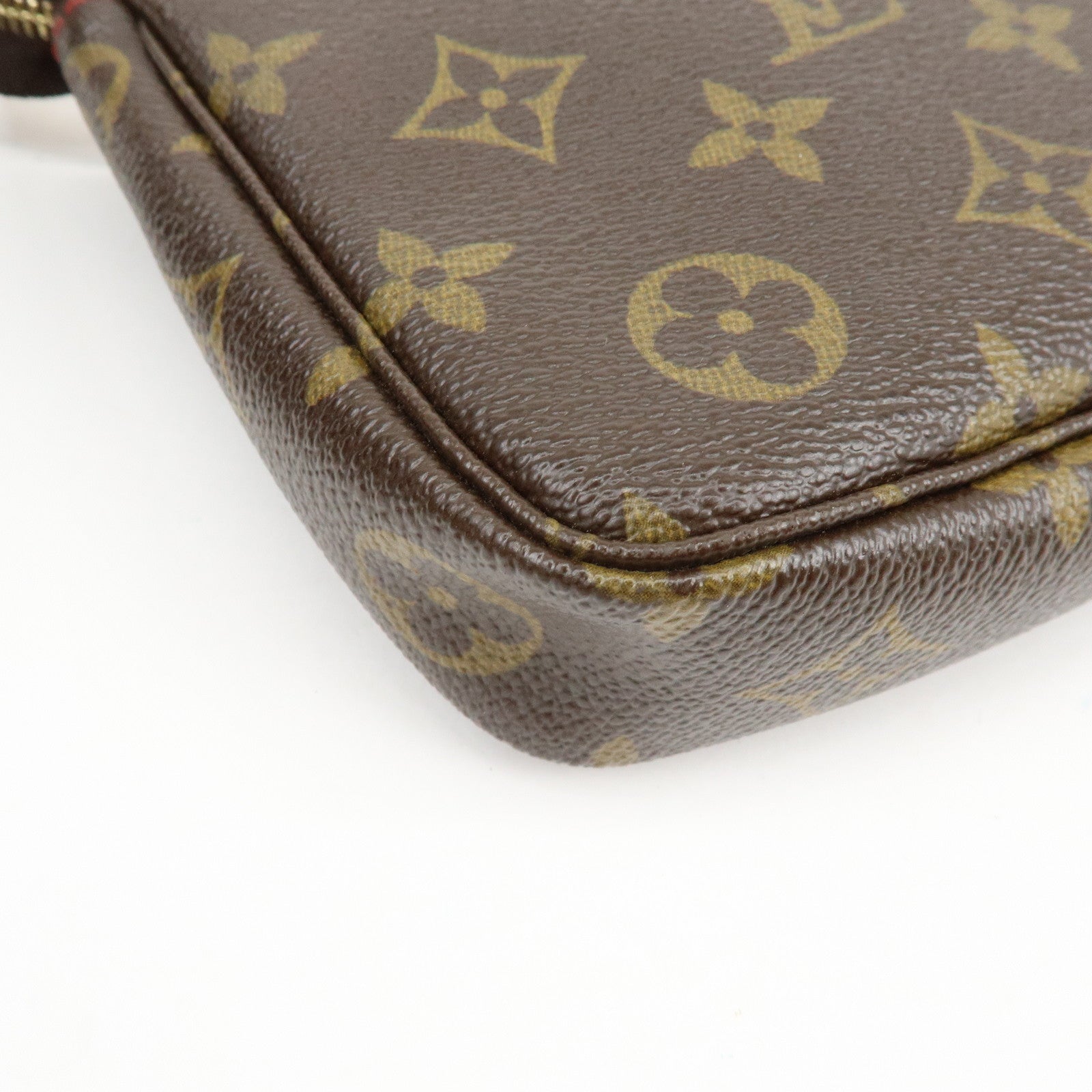 Louis Vuitton Monogram Cherry Pochette Accessoires Pouch M95008