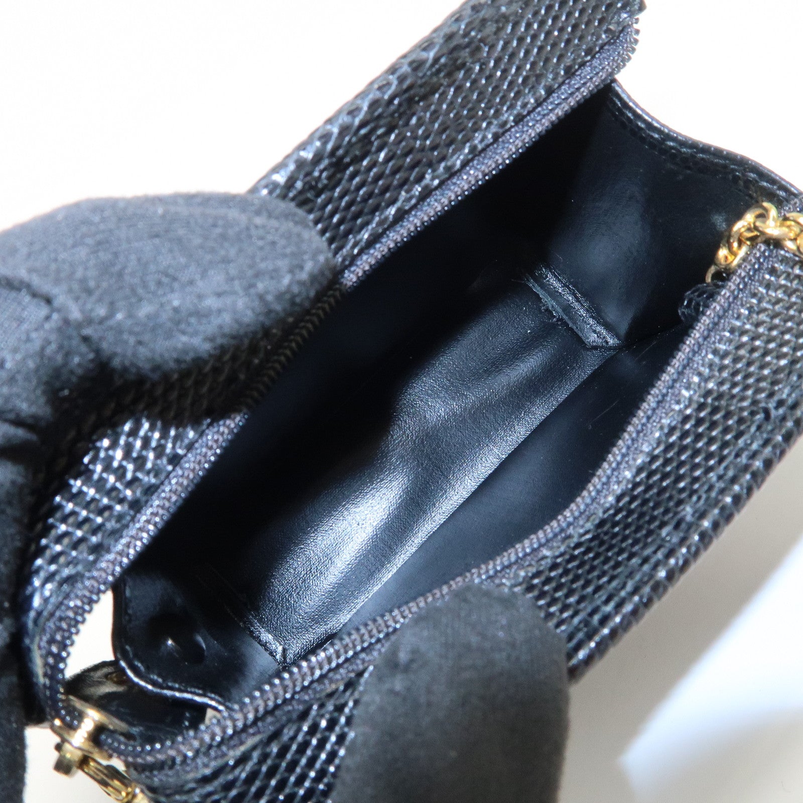 Ferragamo Vara Ribbon Leather Pouch Black