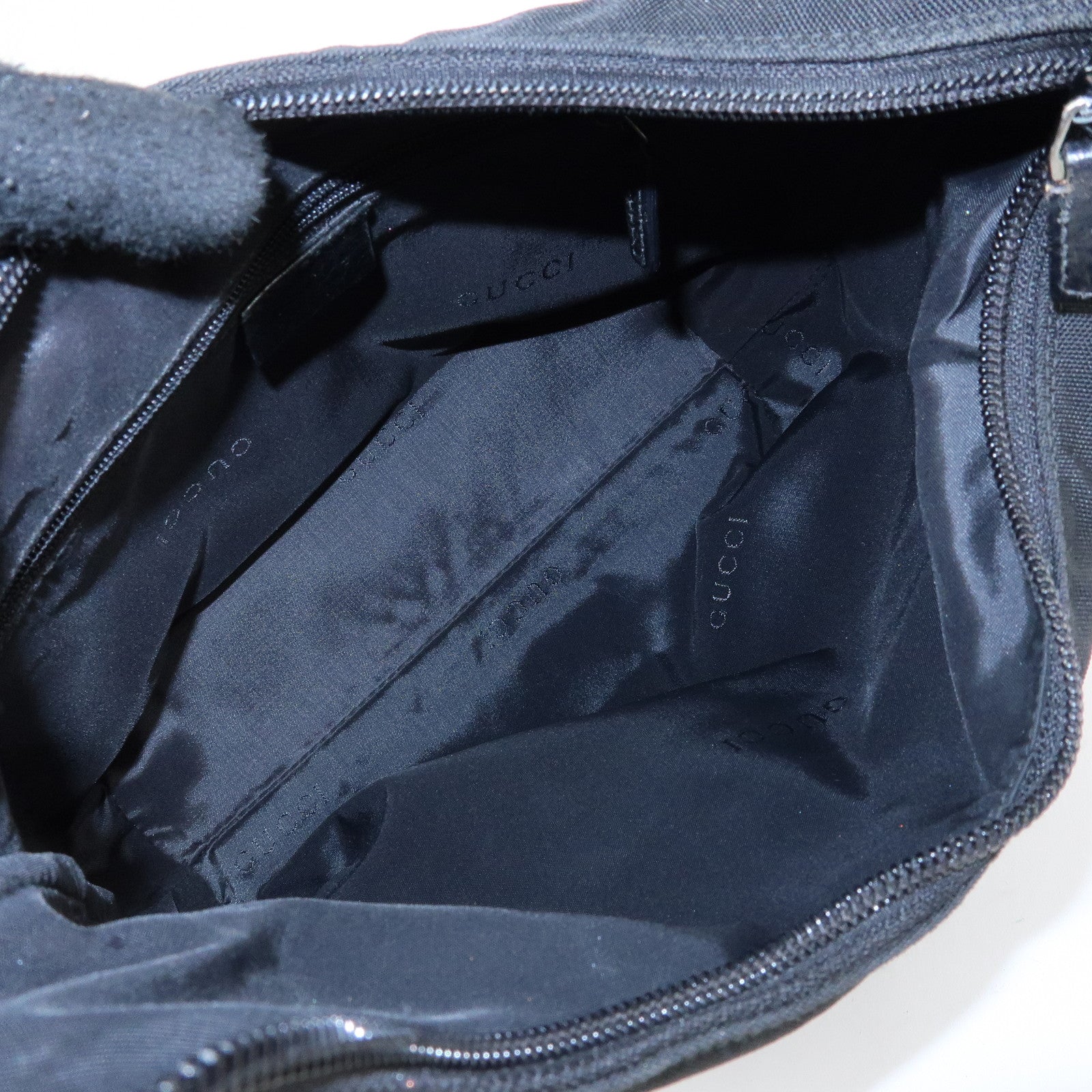 GUCCI Logo Nylon Leather Shoulder Bag Black 001・3386