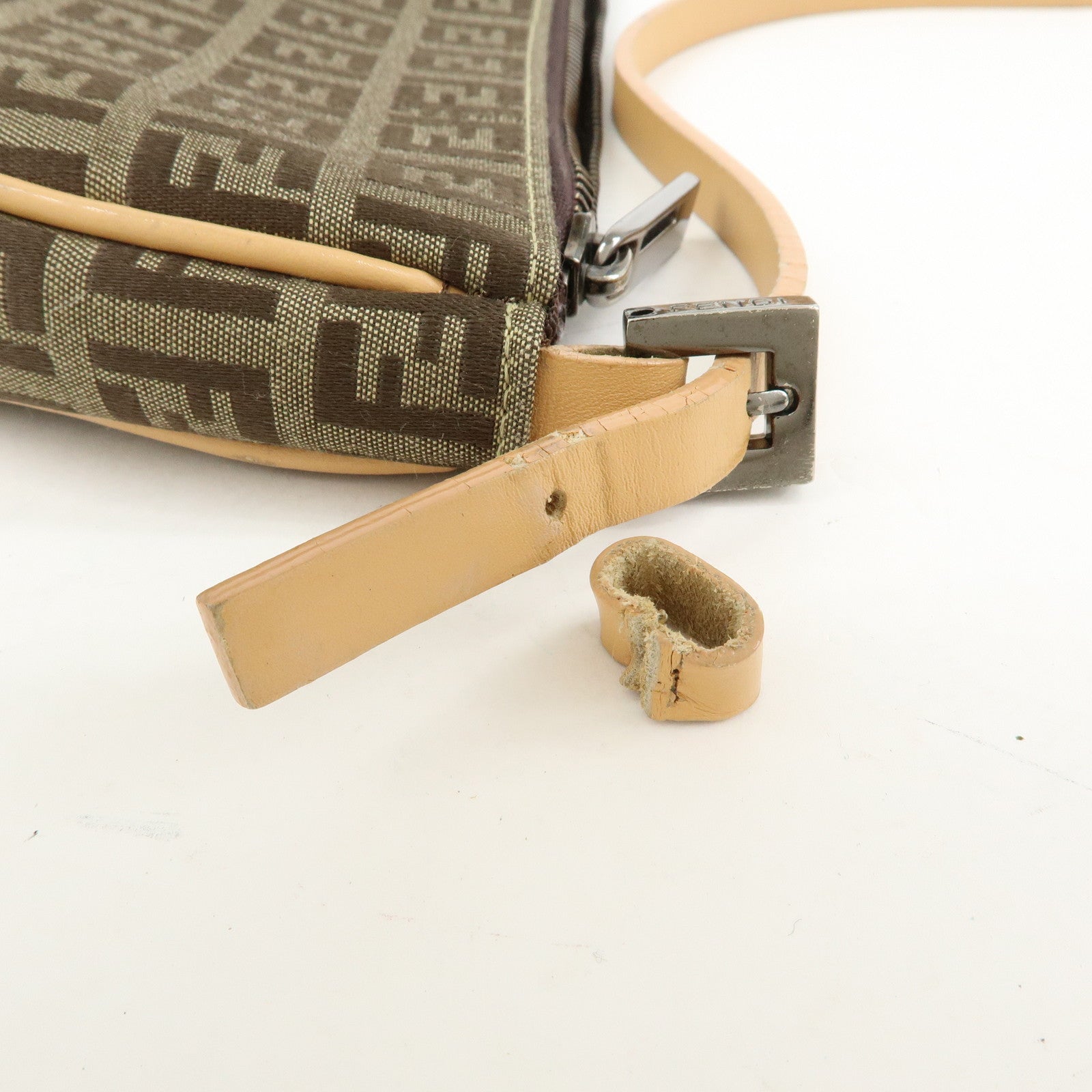 FENDI Zucchino Canvas Leather Shoulder Bag Hand Bag Beige 8BR144