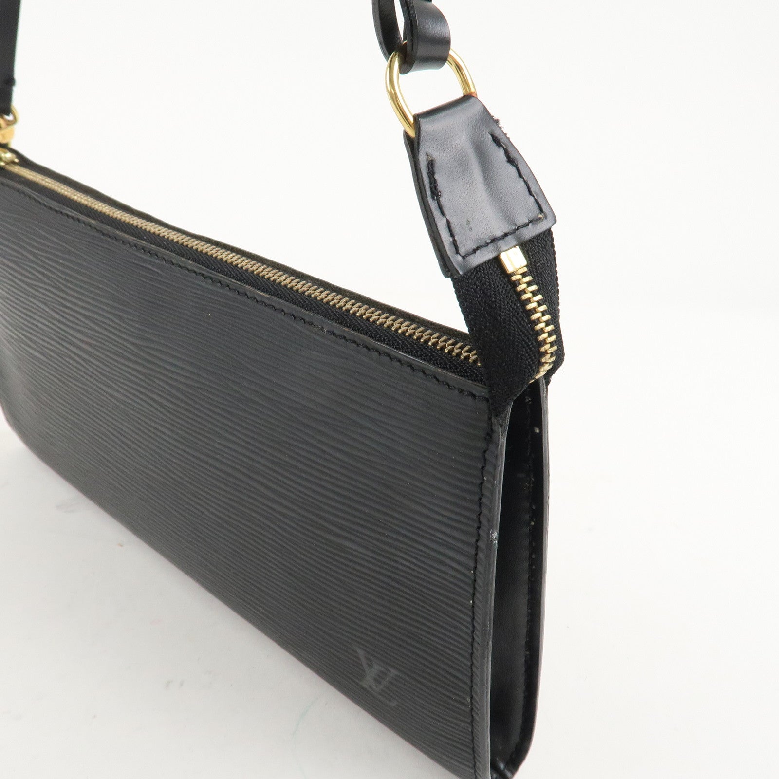Louis Vuitton Epi Pochette Accessoires Pouch Noir Black M52942 Used