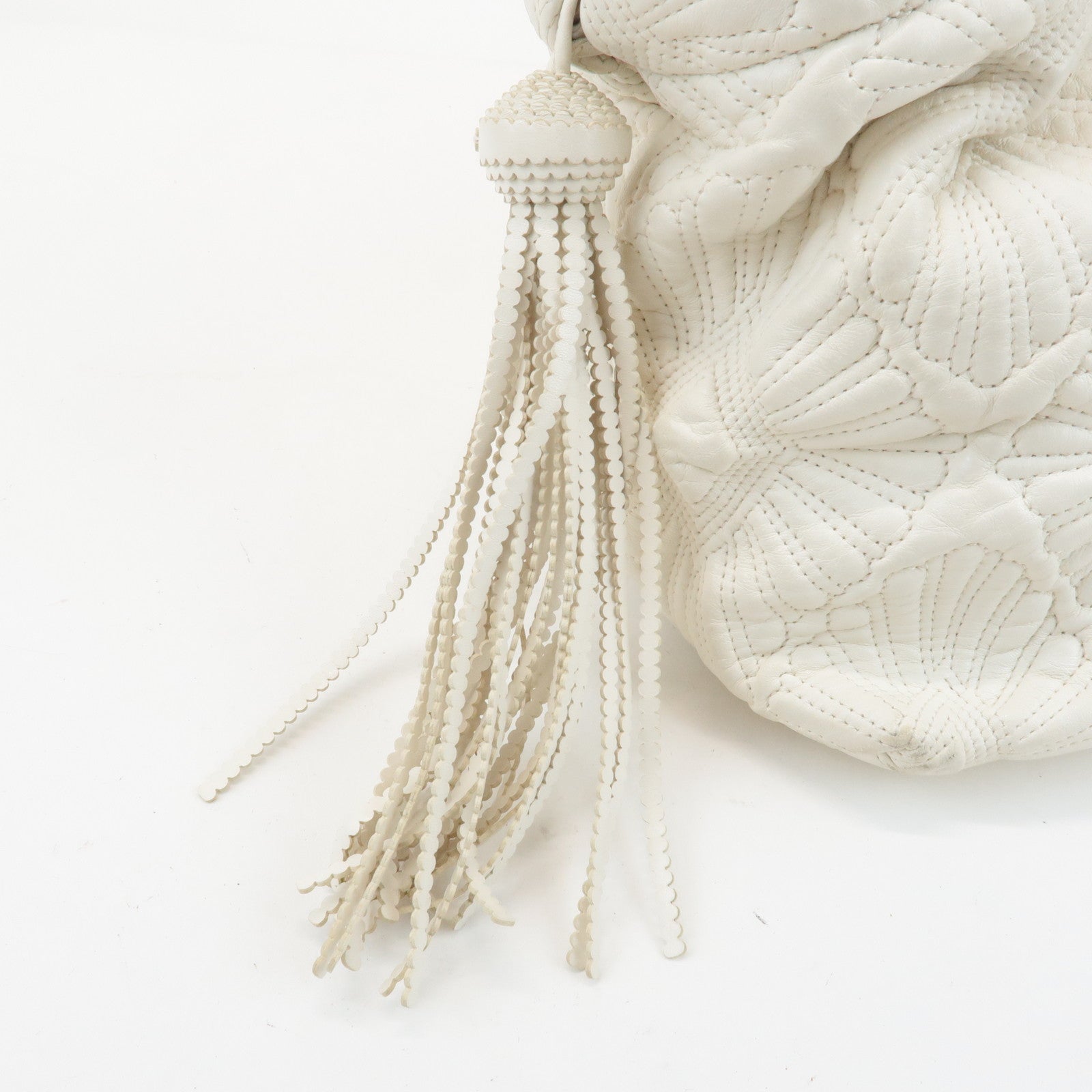 CHANEL Leather Quilting Chain Tote Bag White Used