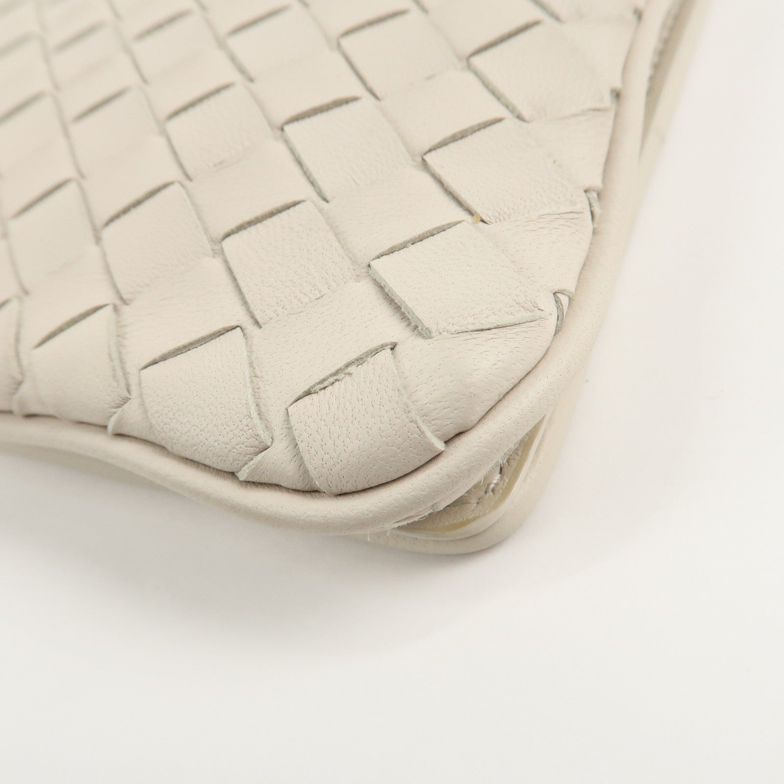 BOTTEGA VENETA Intrecciato Leather Shoulder Bag Ivory