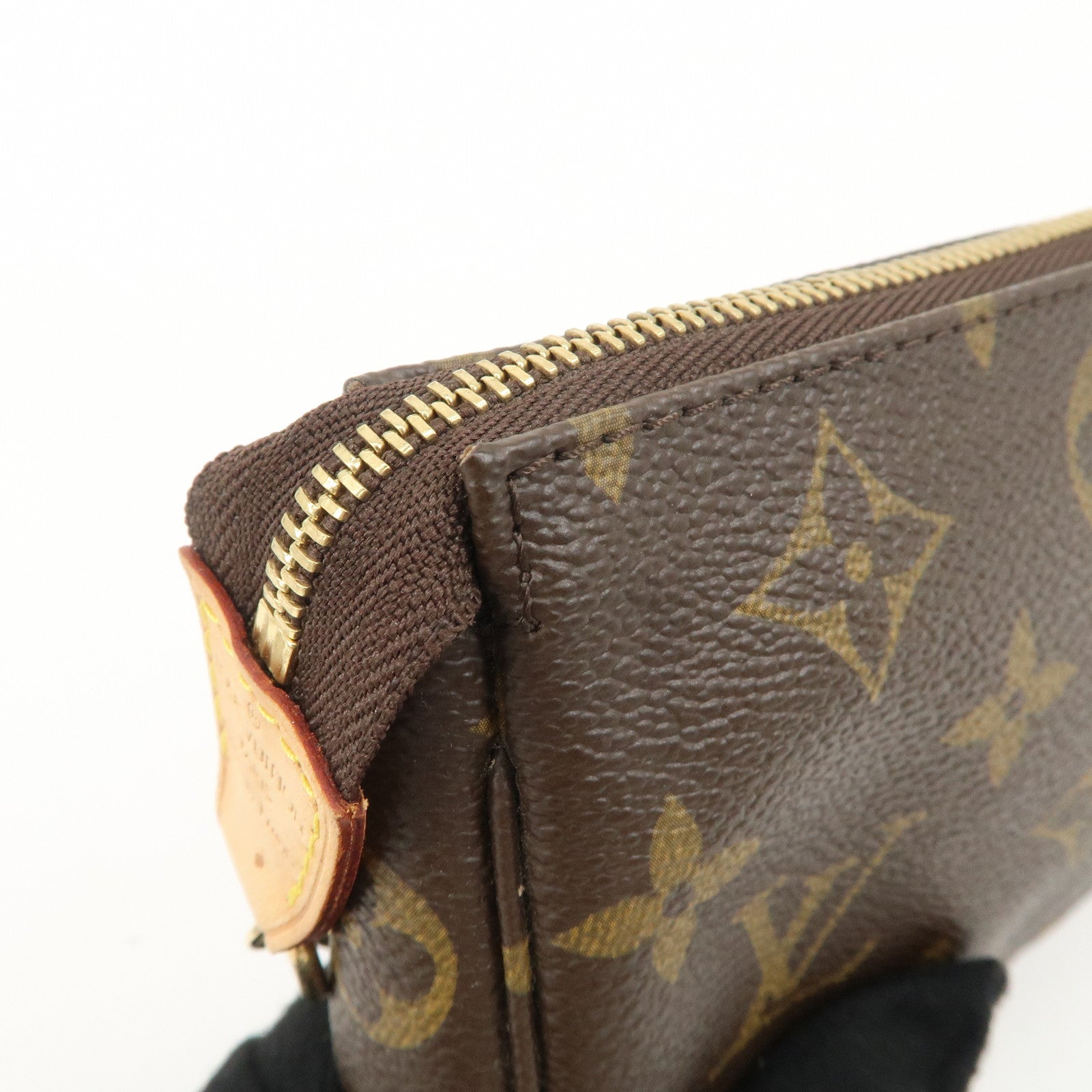 Louis Vuitton Monogram Mini Pochette Accessoires Pouch M58009