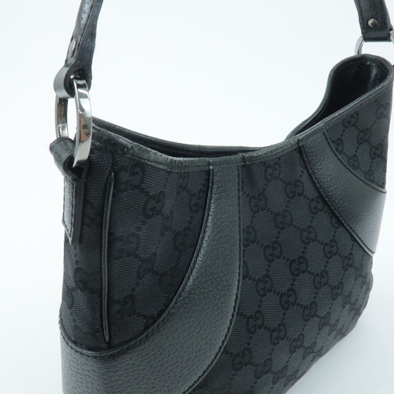 GUCCI GG Canvas Leather Shoulder Bag Black 113012 Used