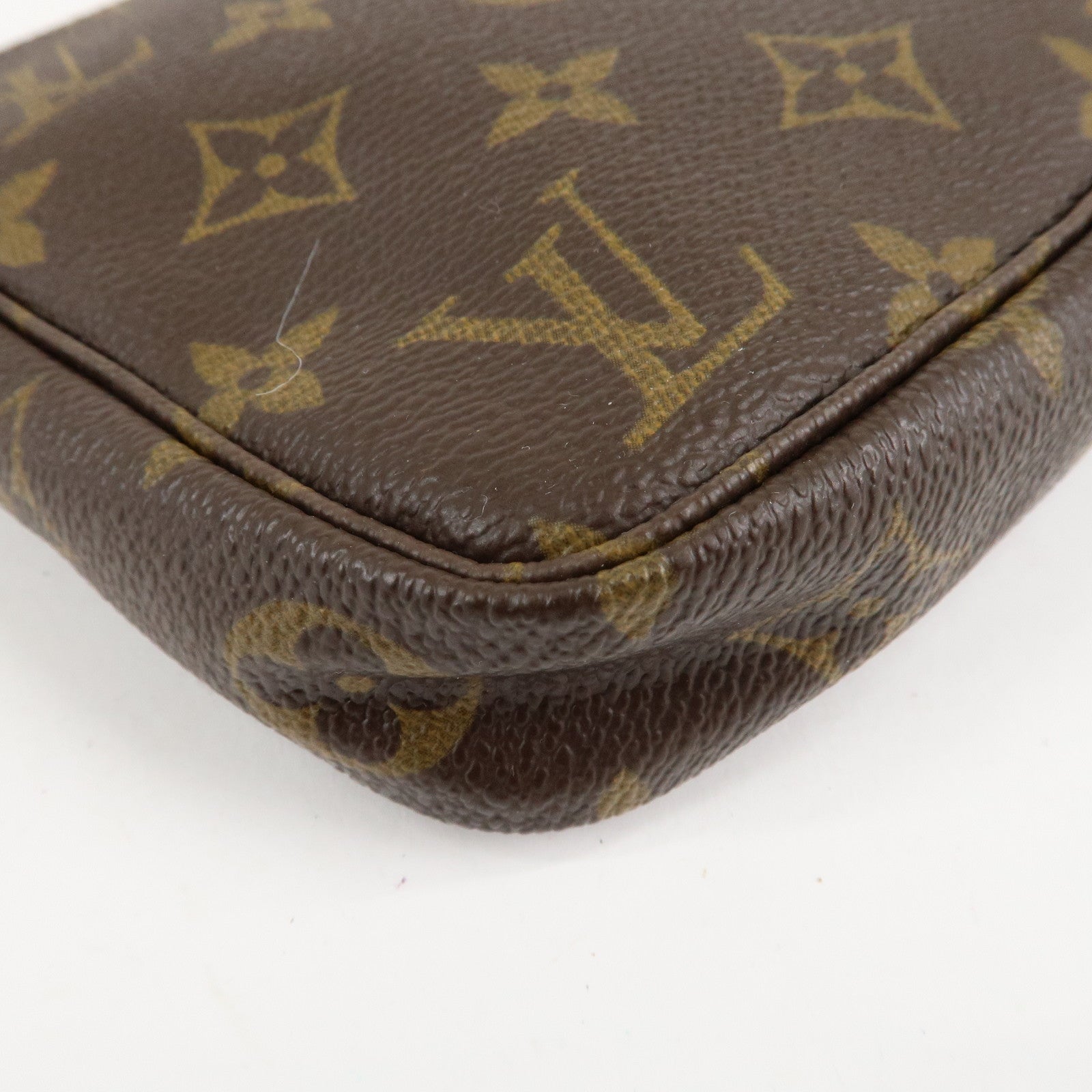 Louis Vuitton Monogram Pochette Accessoires Pouch M51980