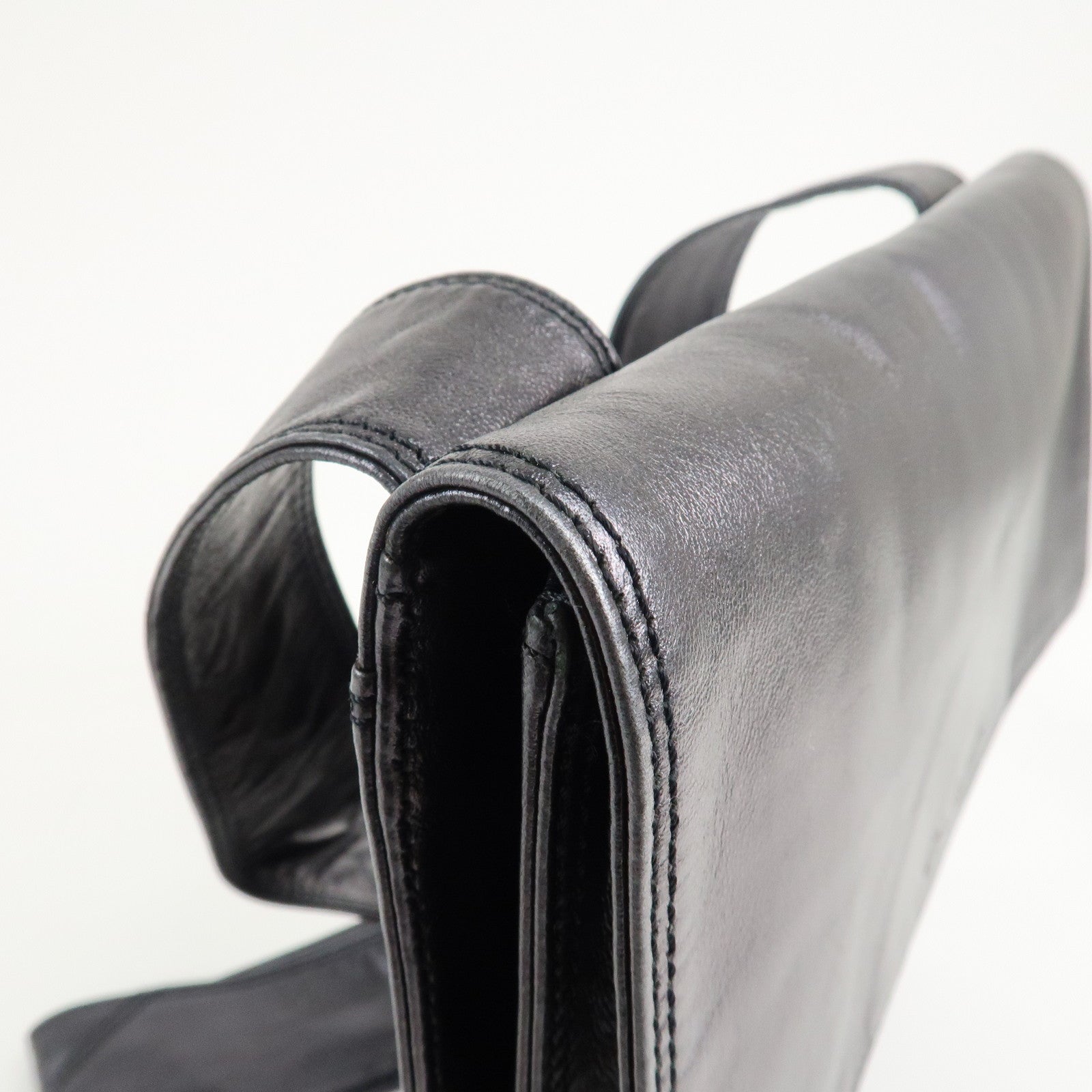 CHANEL Leather Logo Shoulder Bag Hand Bag Black Used