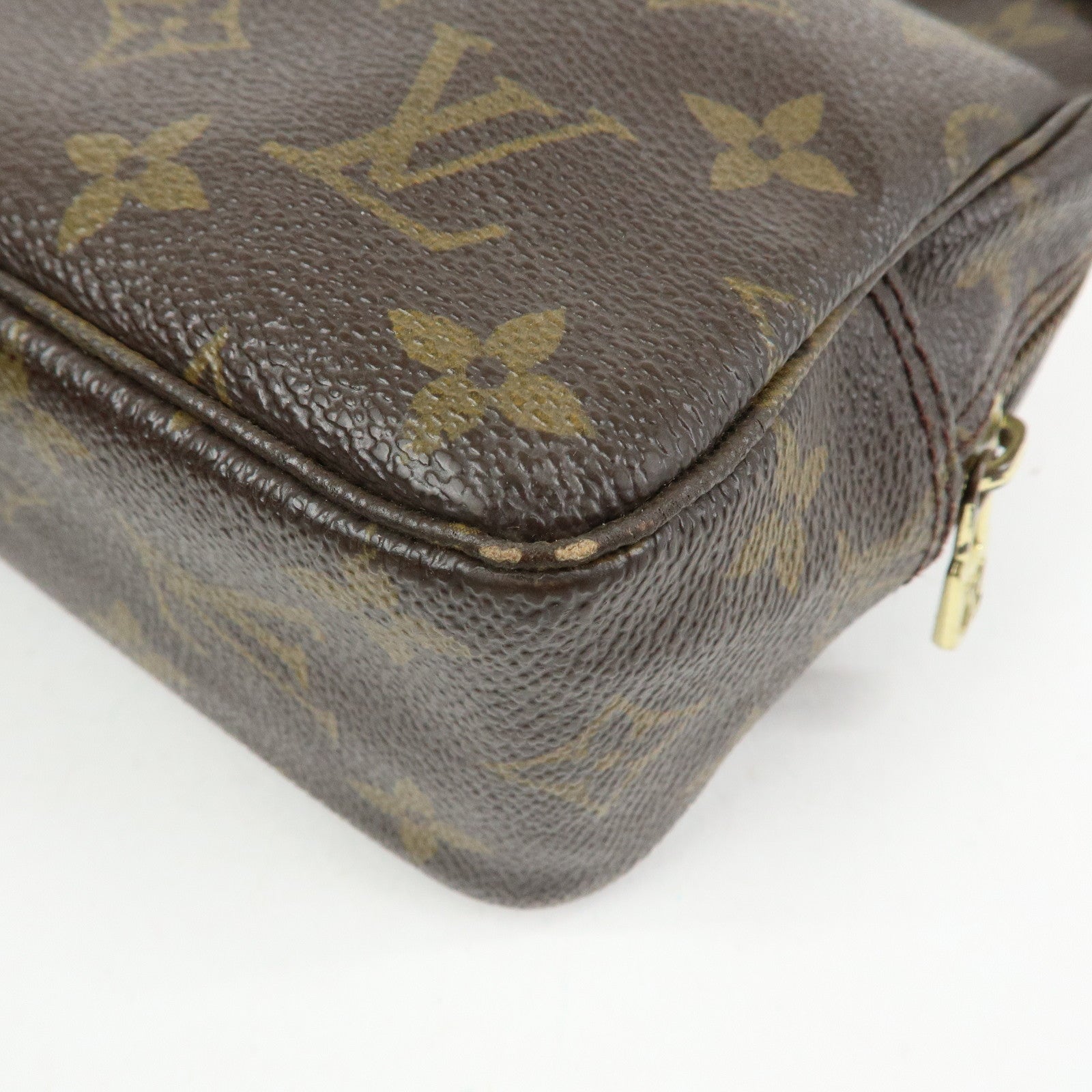 Louis Vuitton Monogram Trousse Toilette 23 Pouch M47524