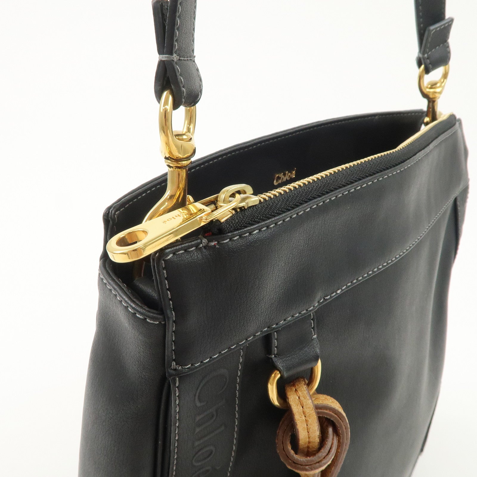 Chloe Leather Eden Tassel Shoulder Bag Black 01-11-62