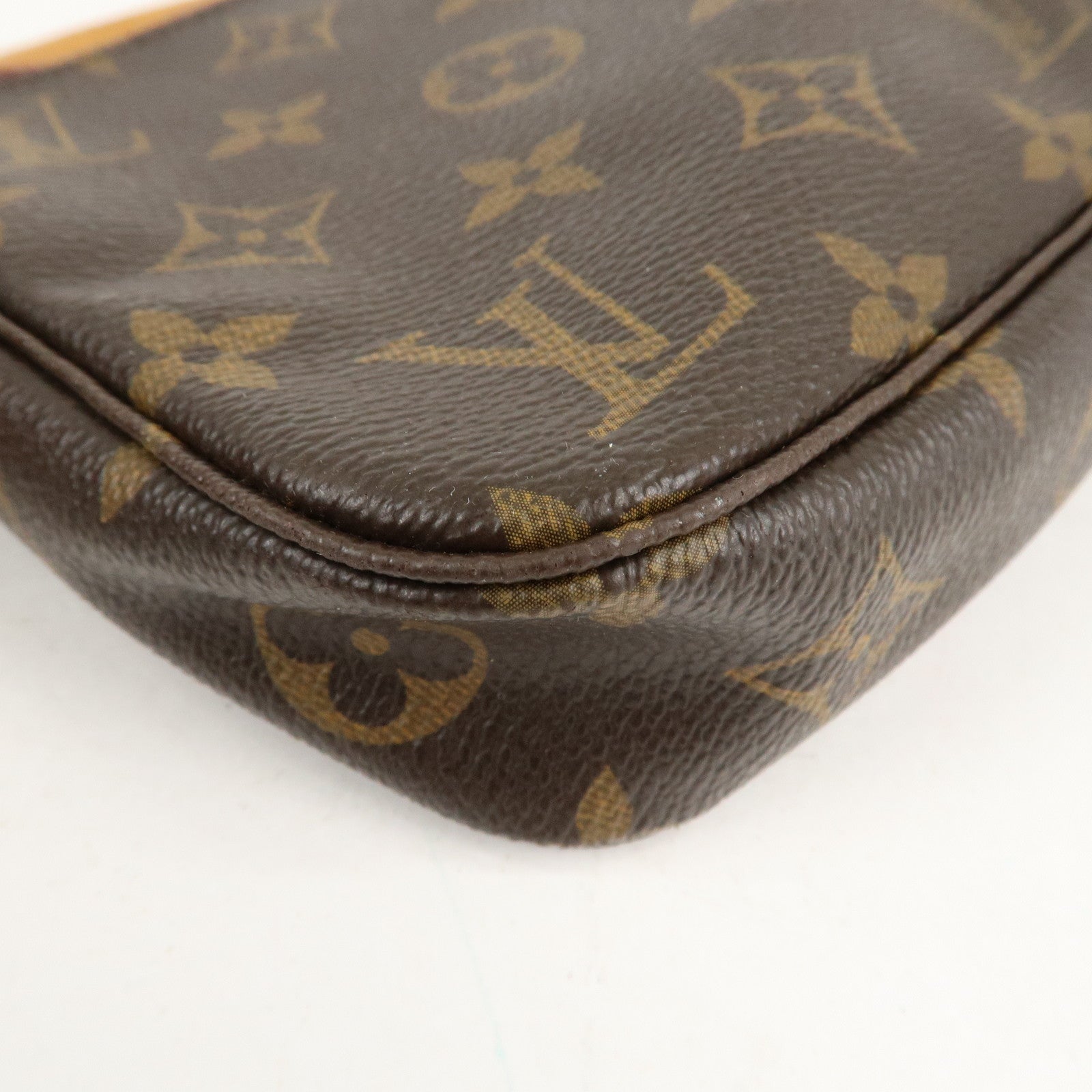 Louis Vuitton Monogram Pochette Accessoires Pouch M51980