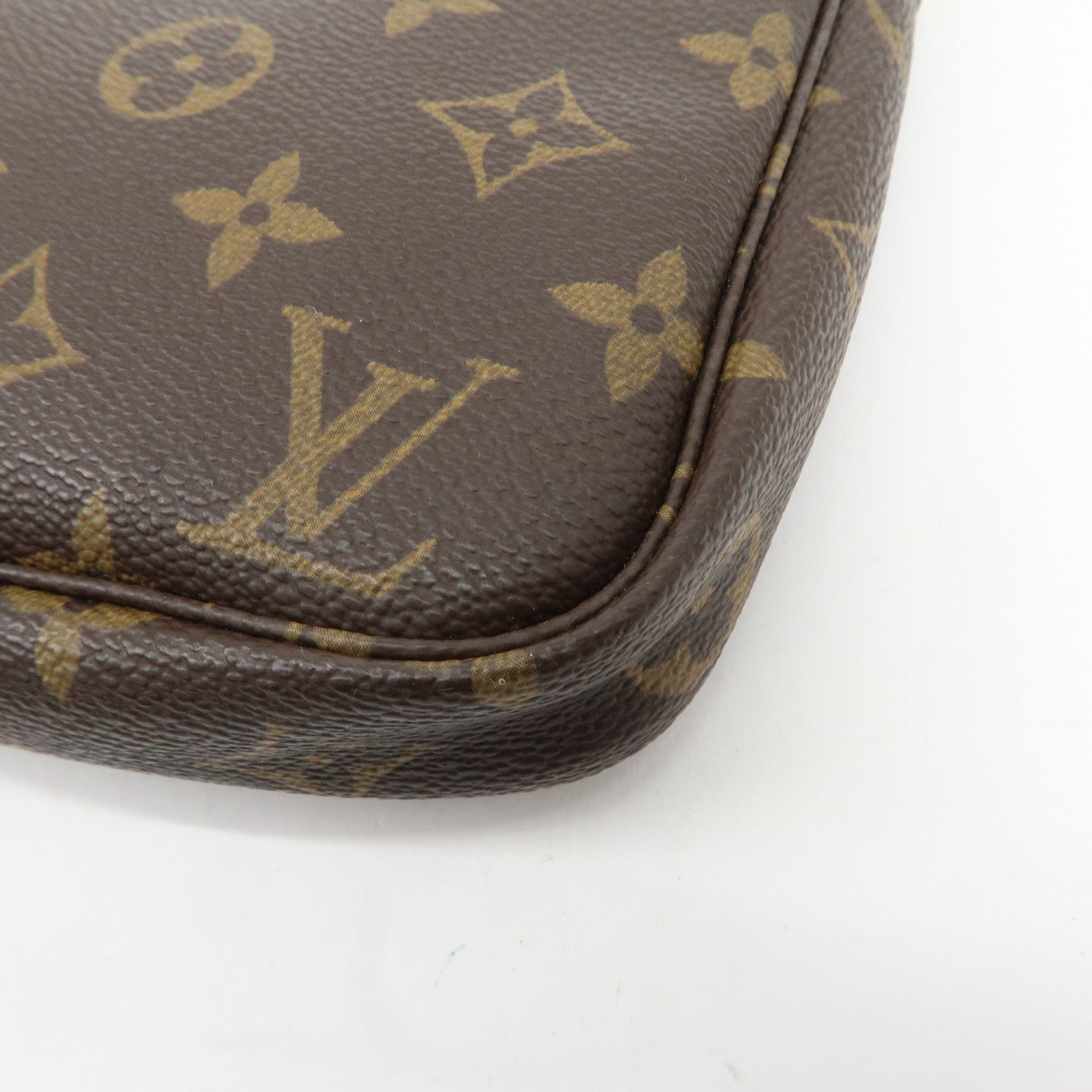 Louis Vuitton Monogram Pochette Accessoires Pouch M51980