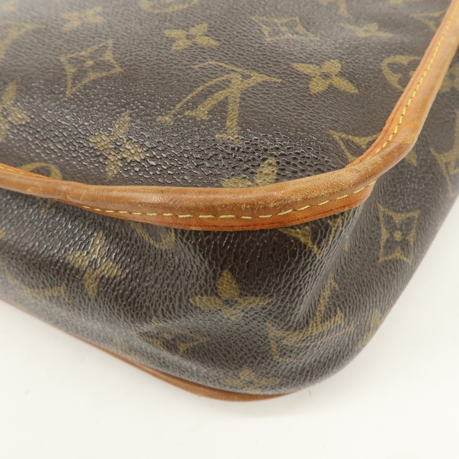 Louis Vuitton Monogram Messenger Bosphore PM Shoulder Bag M40106