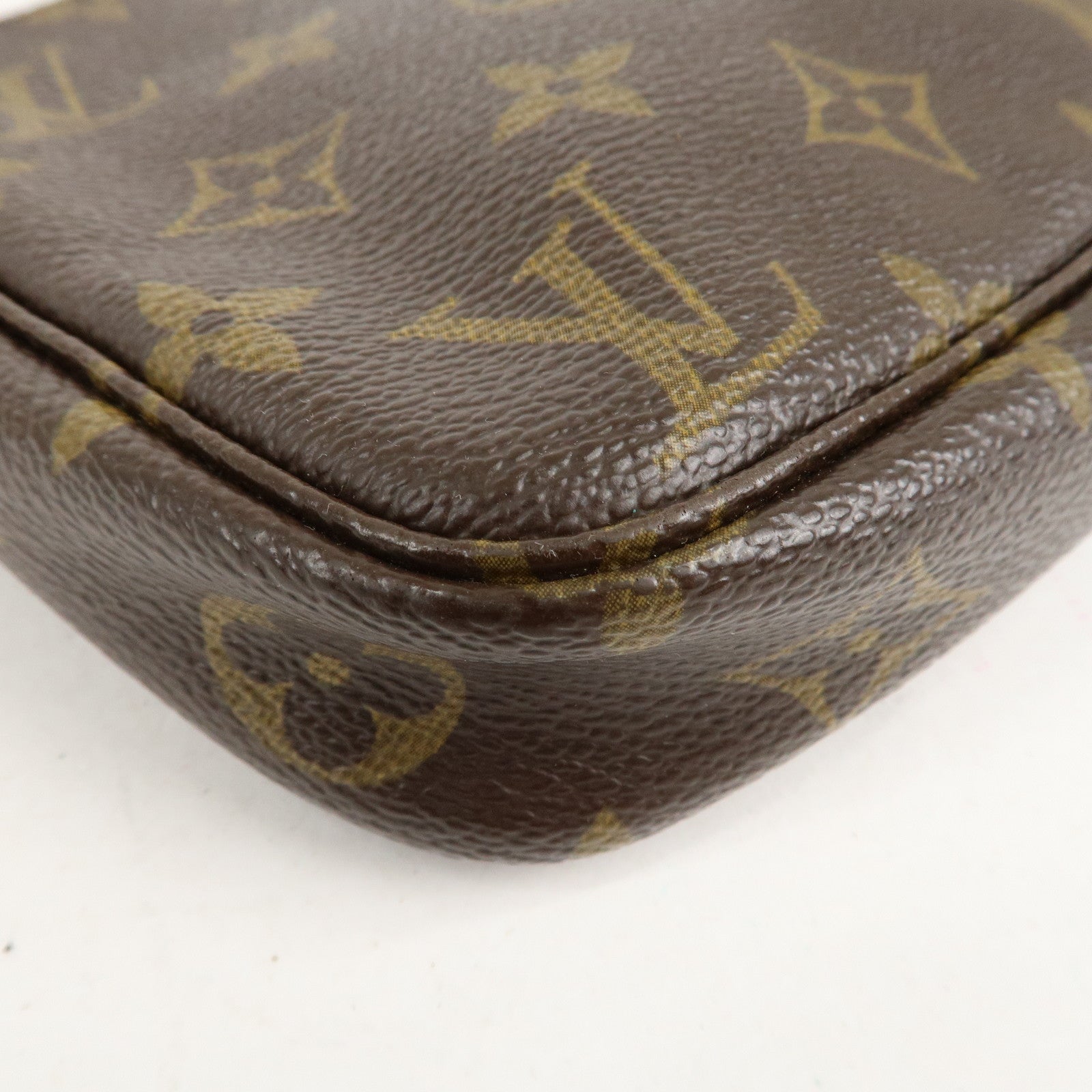 Louis Vuitton Monogram Pochette Accessoires Pouch M51980