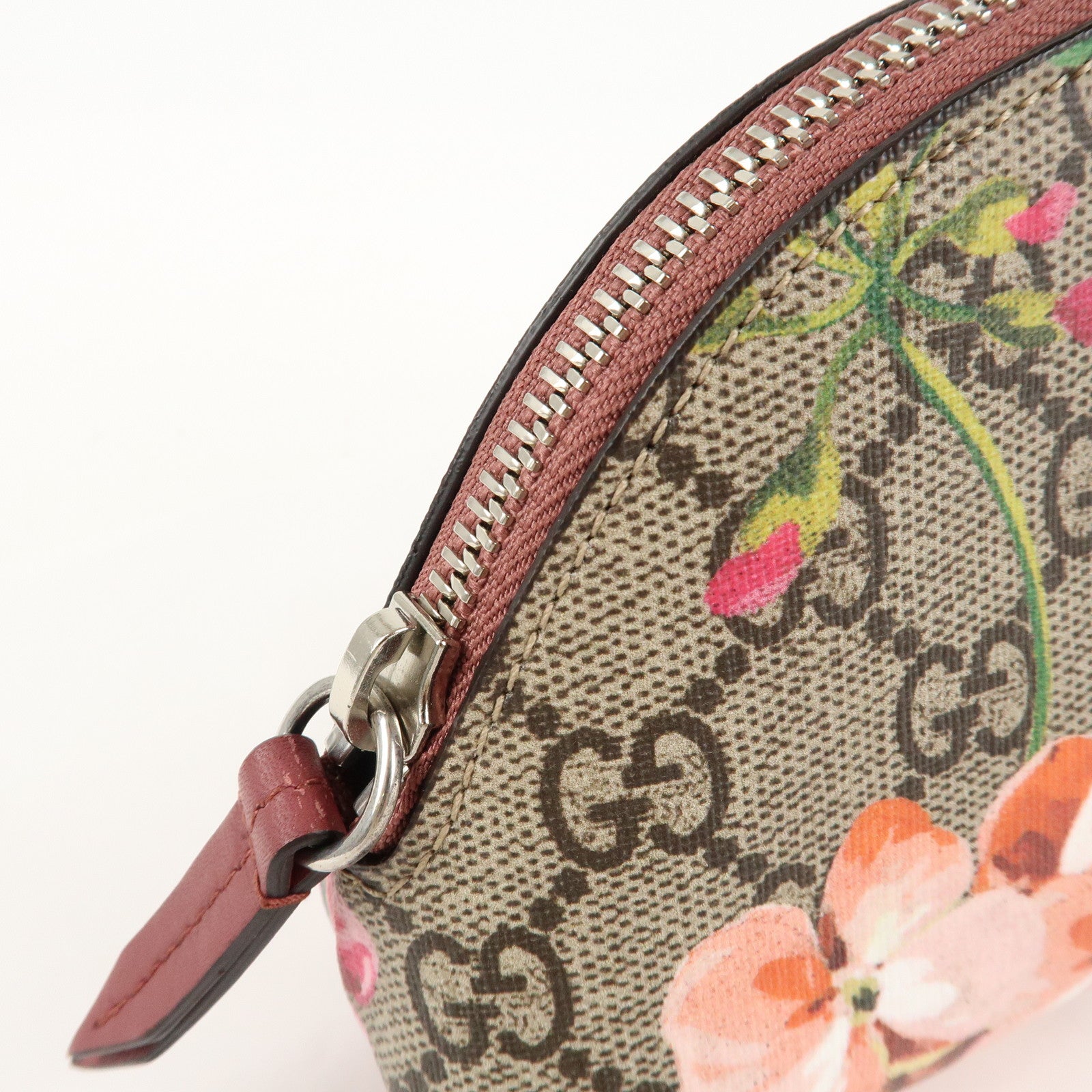 GUCCI GG Blooms GG Supreme Leather Pouch Beige Pink 431380