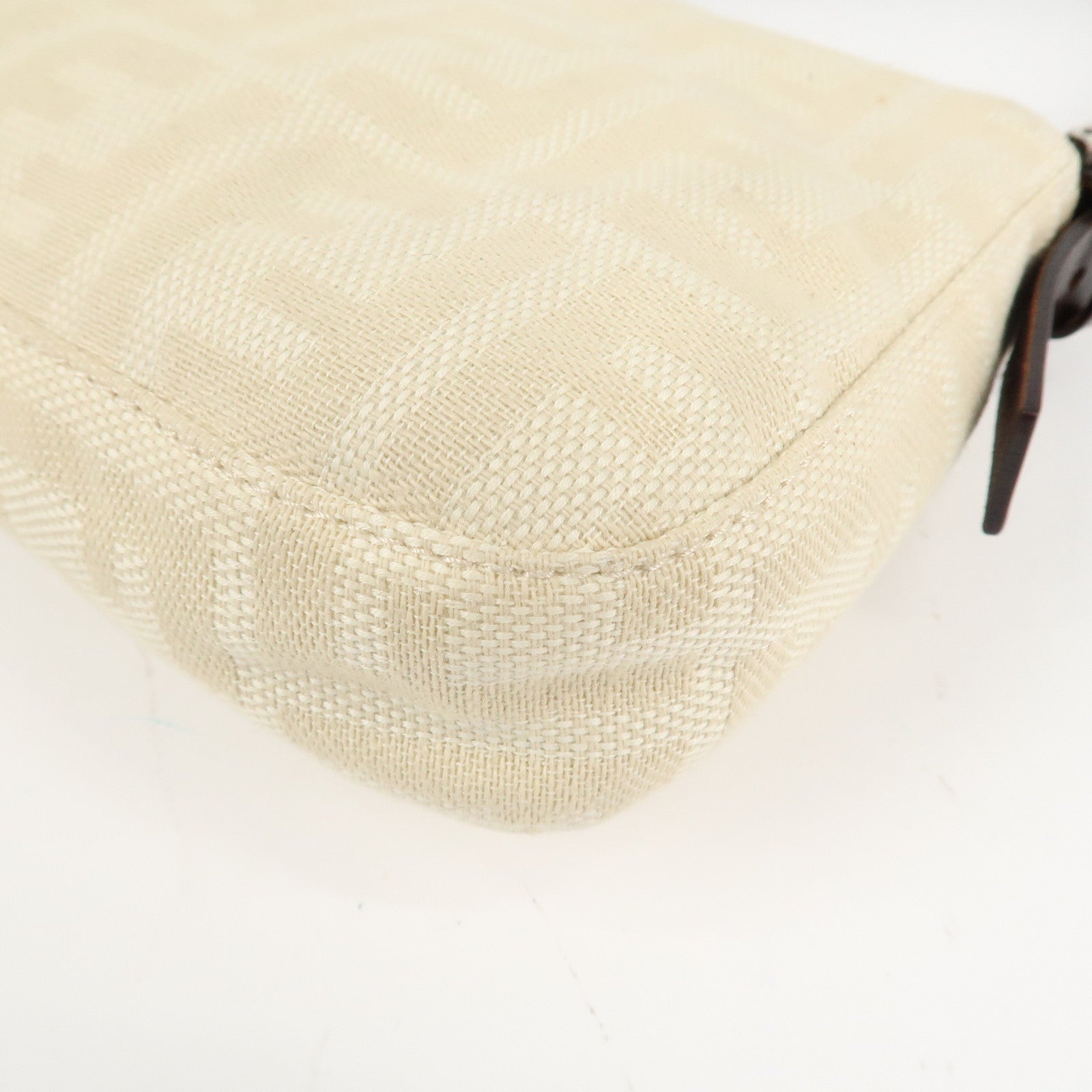 FENDI Mamma Baguette Zucca Canvas Shoulder Bag Beige White 26424 Used