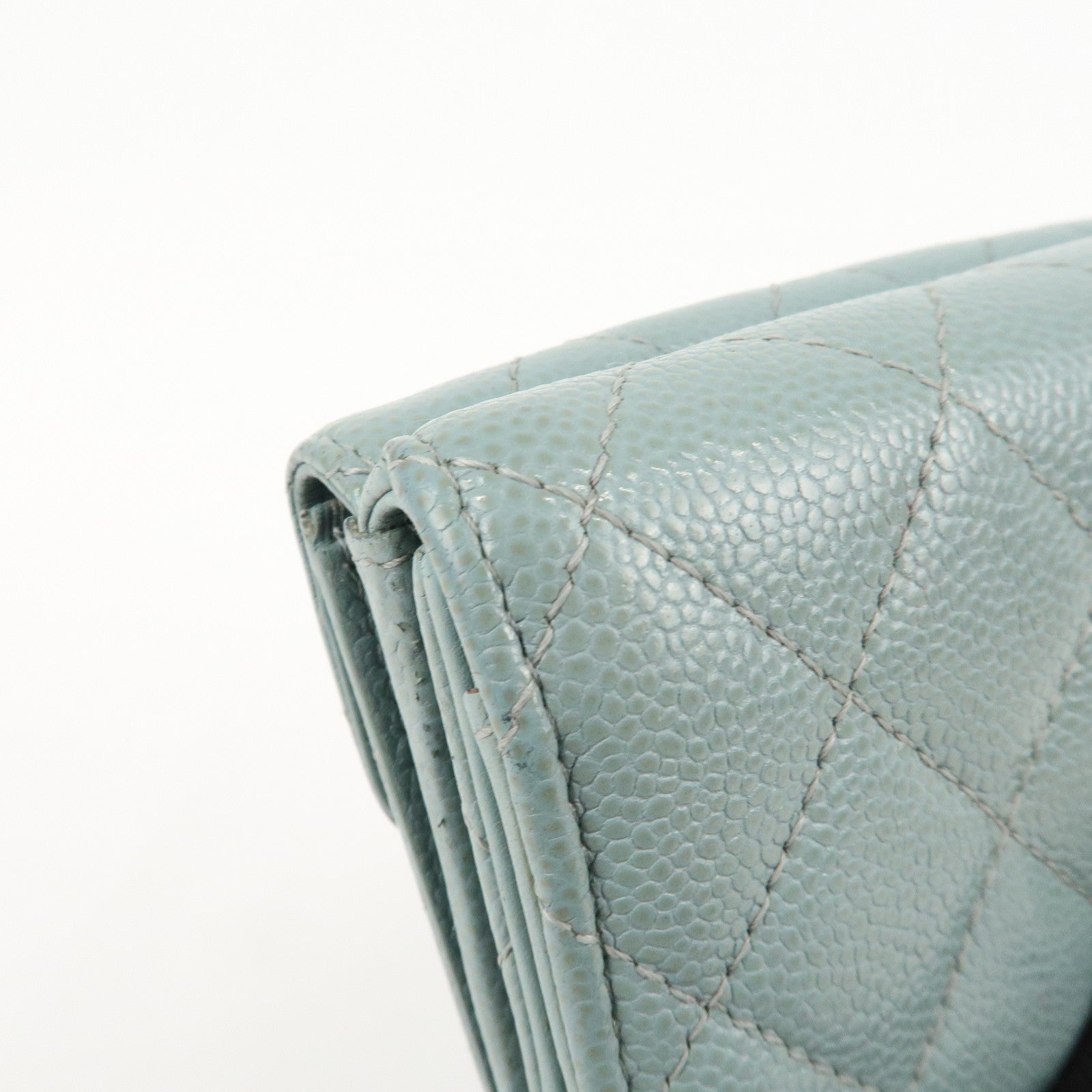 CHANEL Matelasse Caviar Skin Tri-fold Wallet Blue 60809 Used