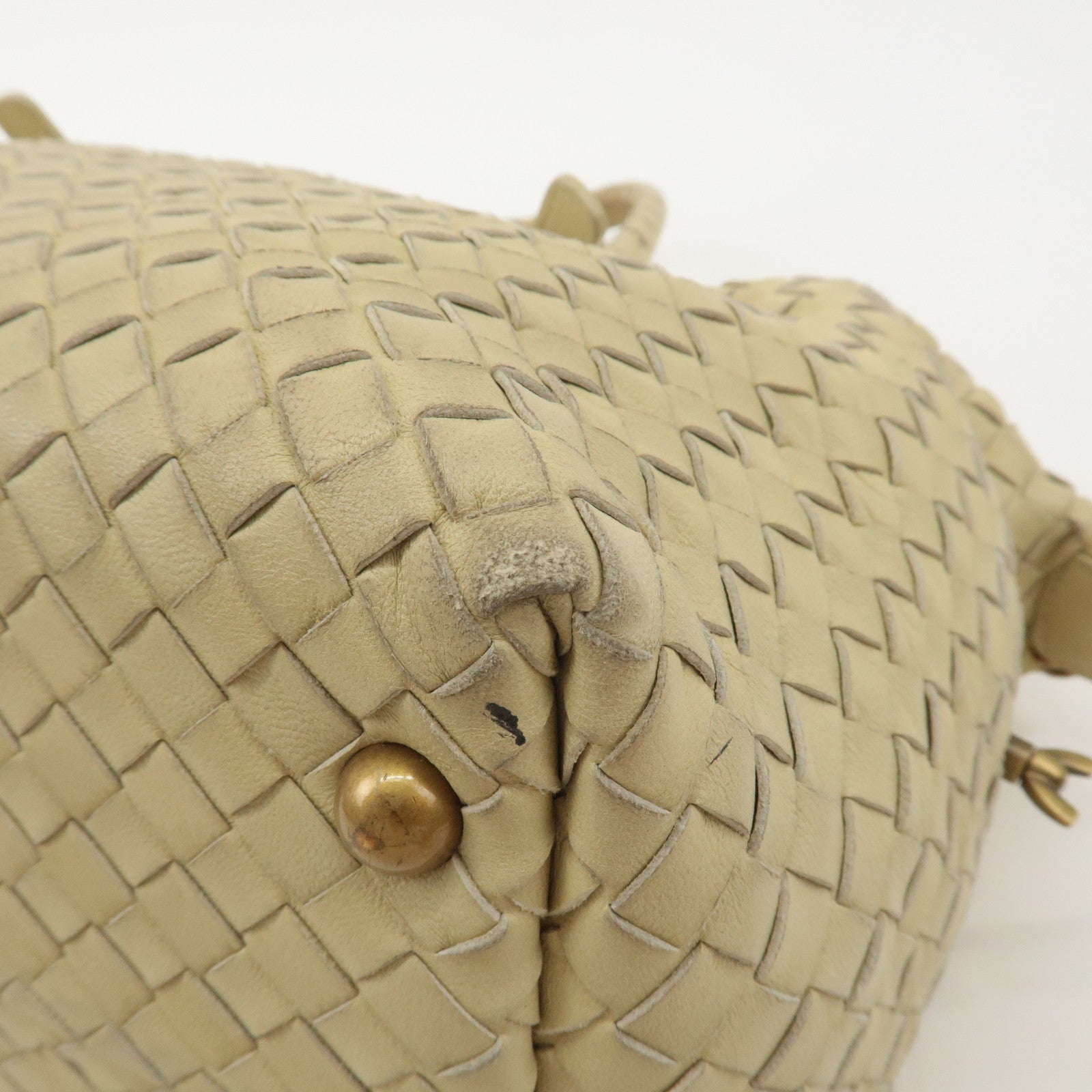 BOTTEGA VENETA Intrecciato Leather Boston Bag Beige 173398