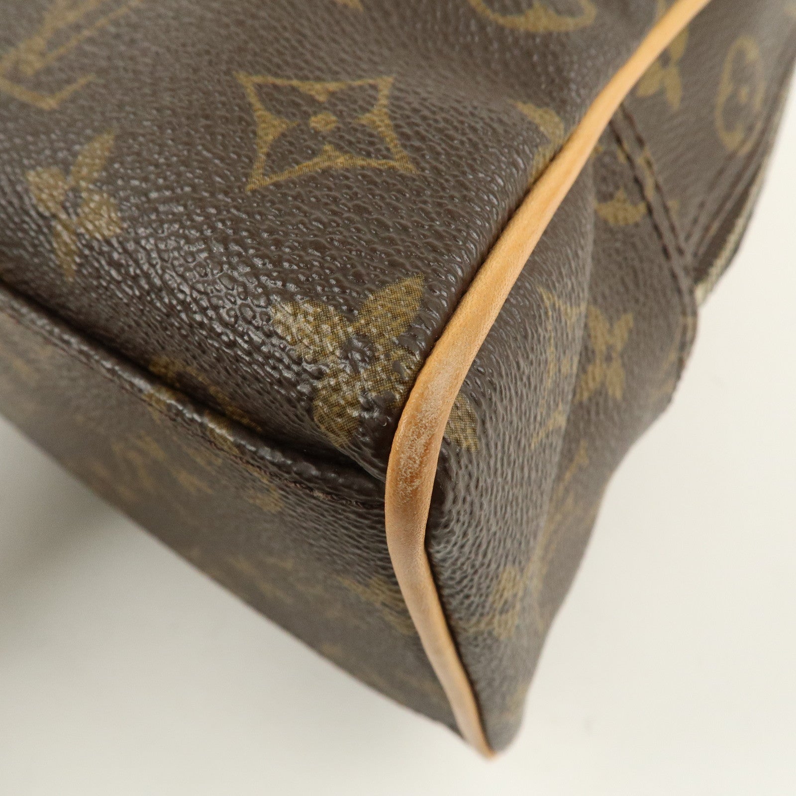 Louis Vuitton Monogram Manhattan PM Hand Bag Gold Hardware M40026