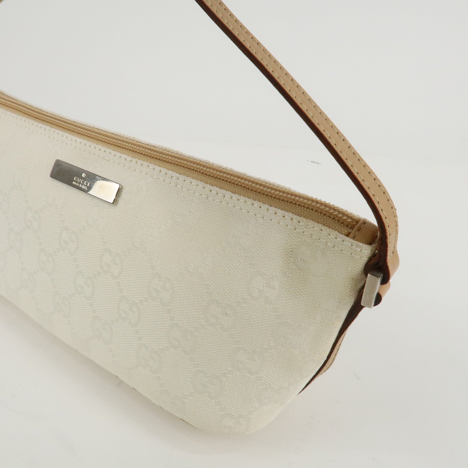 GUCCI Boat Bag GG Canvas Leather Hand Bag White Beige 039.1103 Used