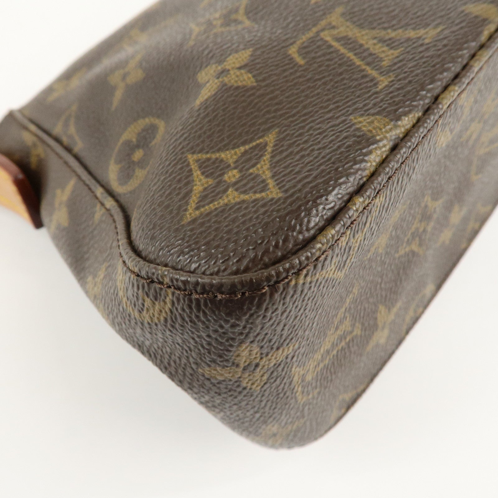 Louis Vuitton Monogram Mini Looping Shoulder Bag Hand Bag M51147