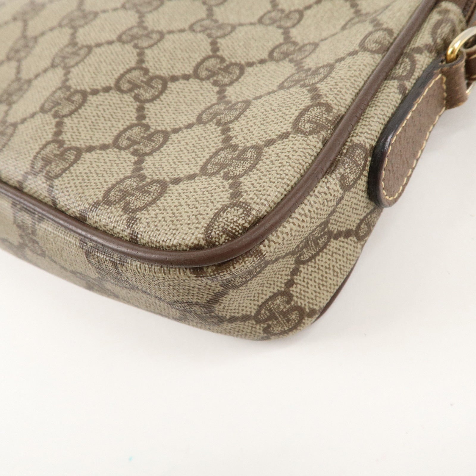 GUCCI Old Gucci GG Plus Leather Shoulder Bag 007.115.6428