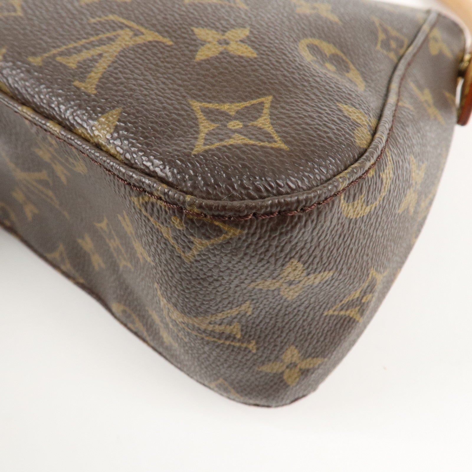 Louis Vuitton Monogram Mini Looping Shoulder Bag Hand Bag M51147